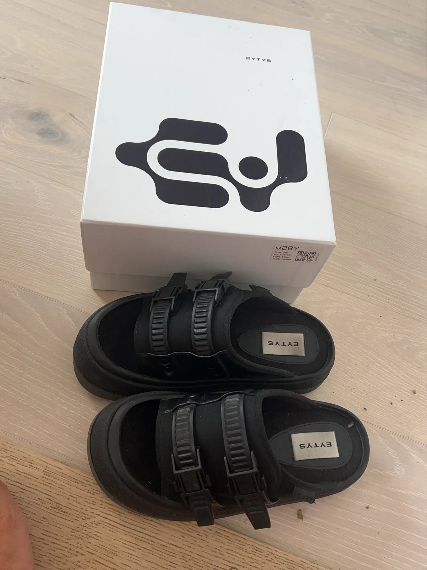 Eytys Capri Neoprene Black-sandaler