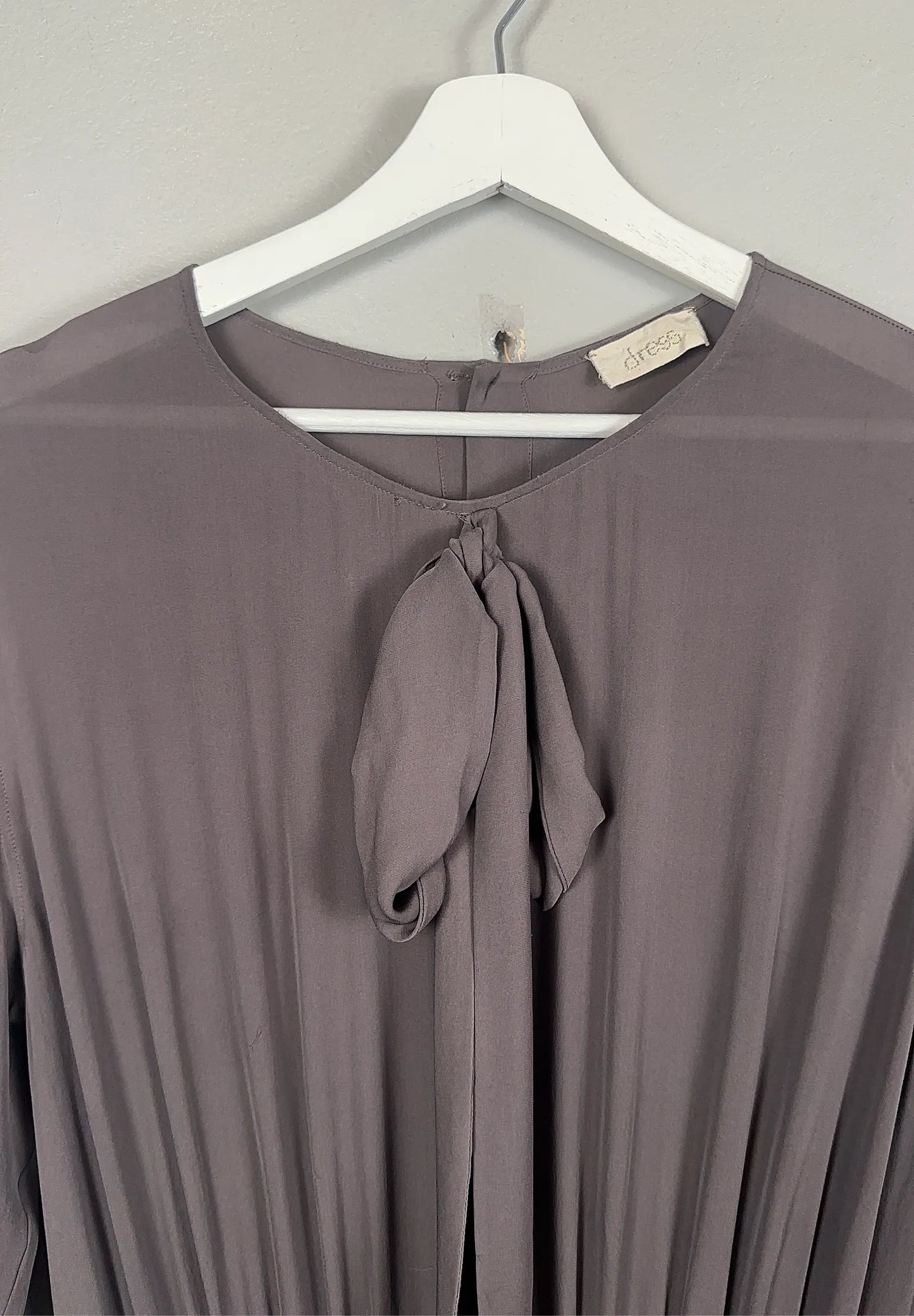 Dress-sidenklänning