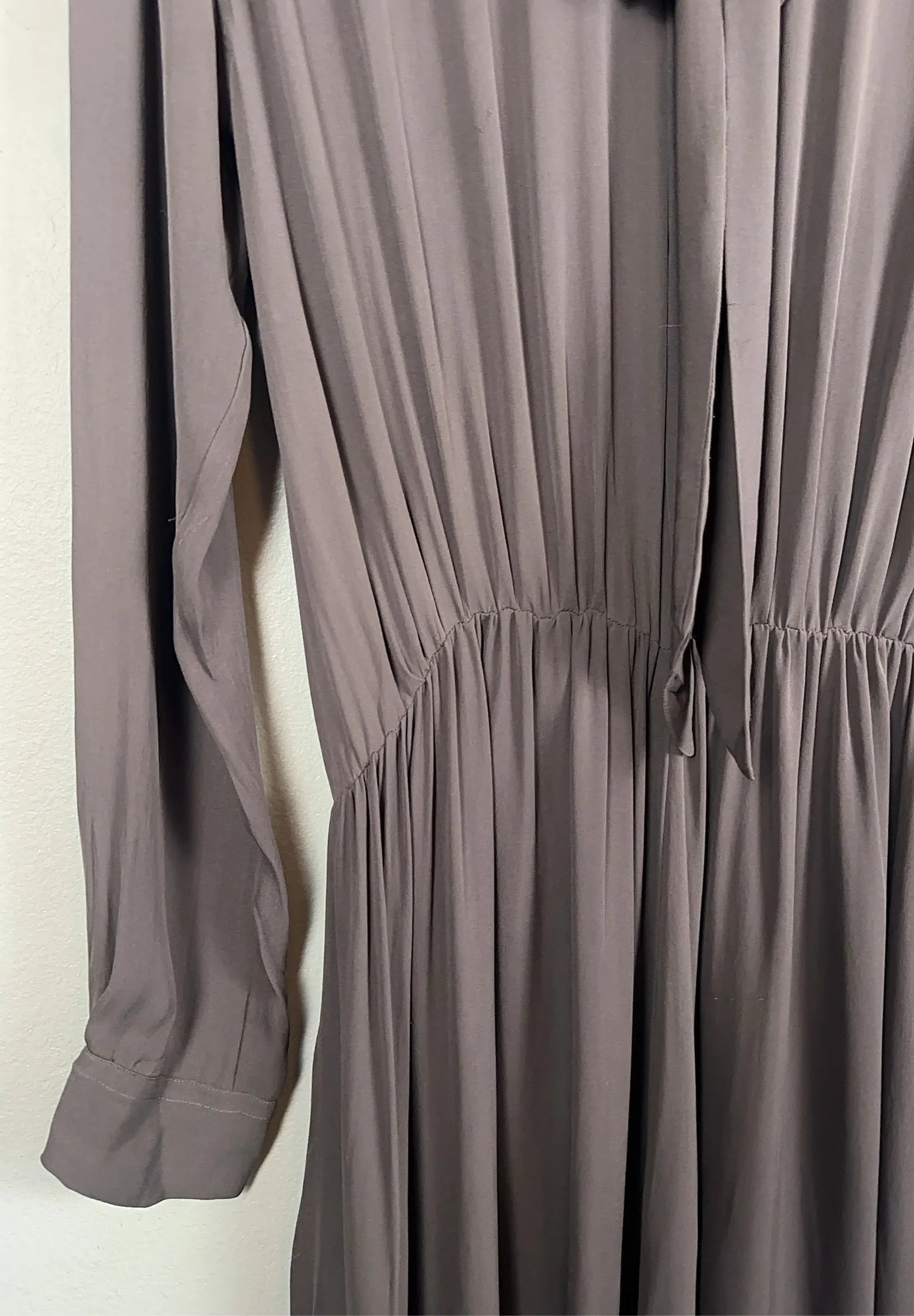 Dress-sidenklänning