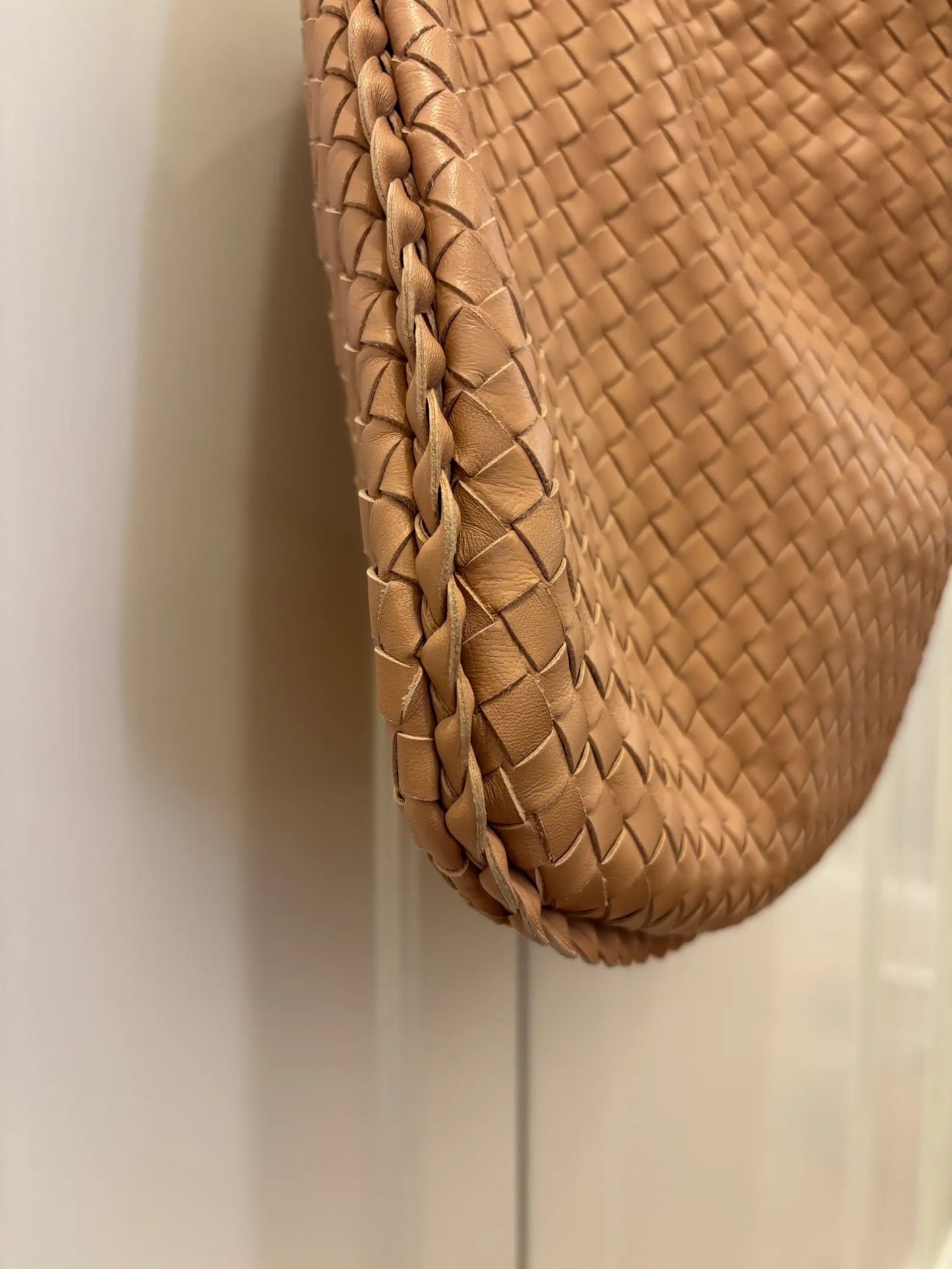 Bottega Veneta Veneta Intrecciato Hobo-skinnhandväska