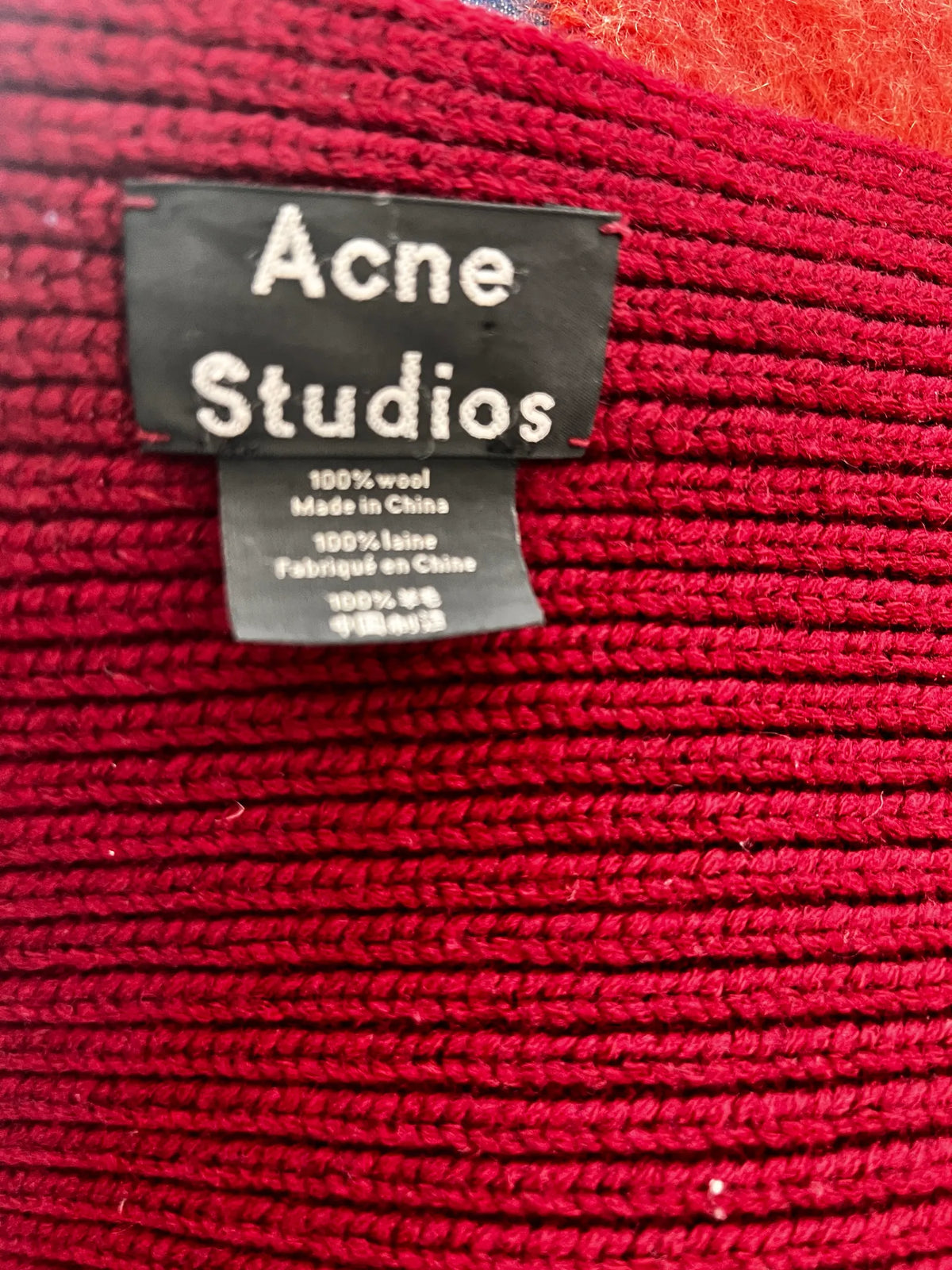 Acne Studios-ullhalsduk NWOT