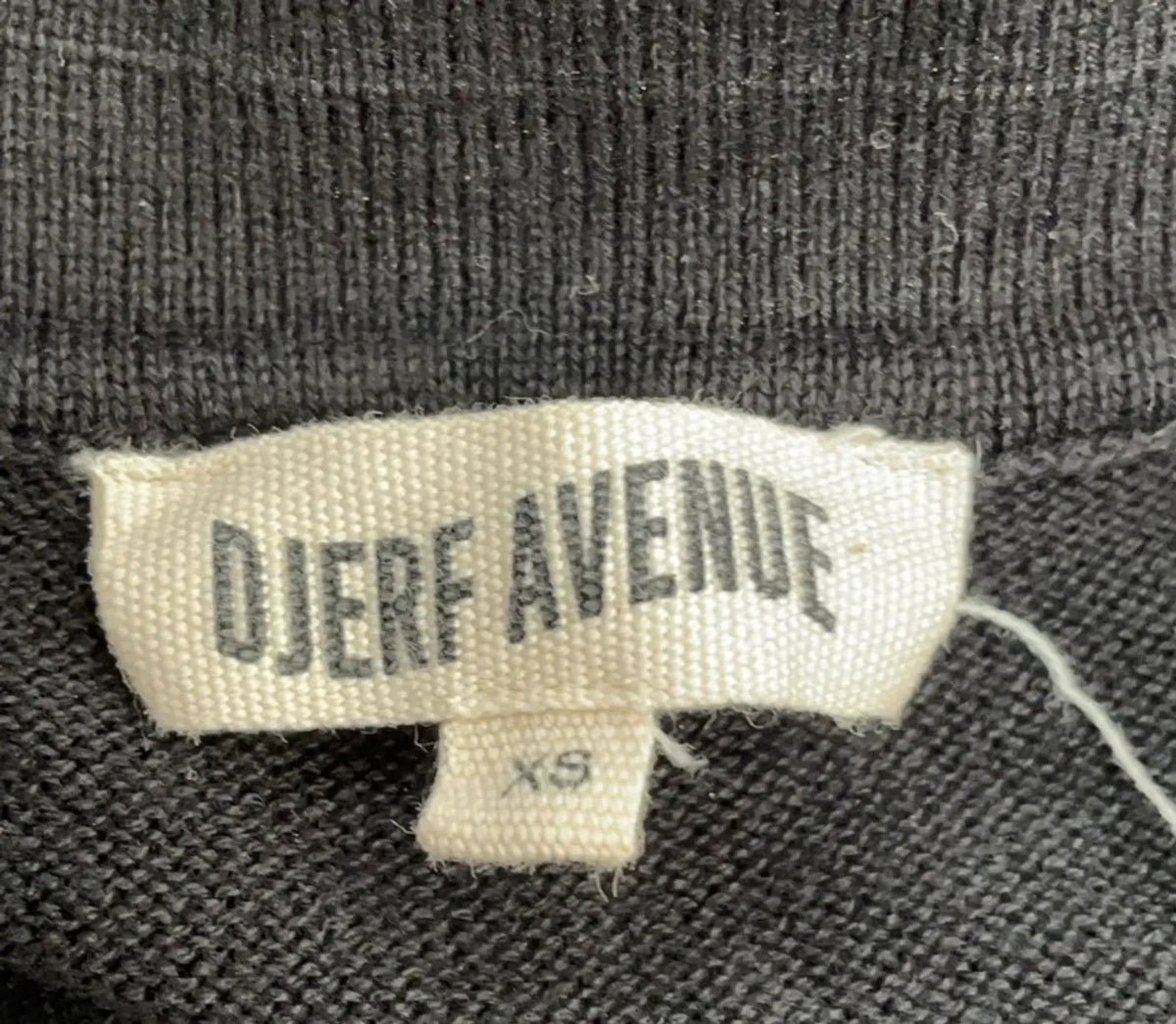 Djerf Avenue-klänning