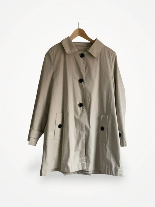 Erich Fend Trenchcoat