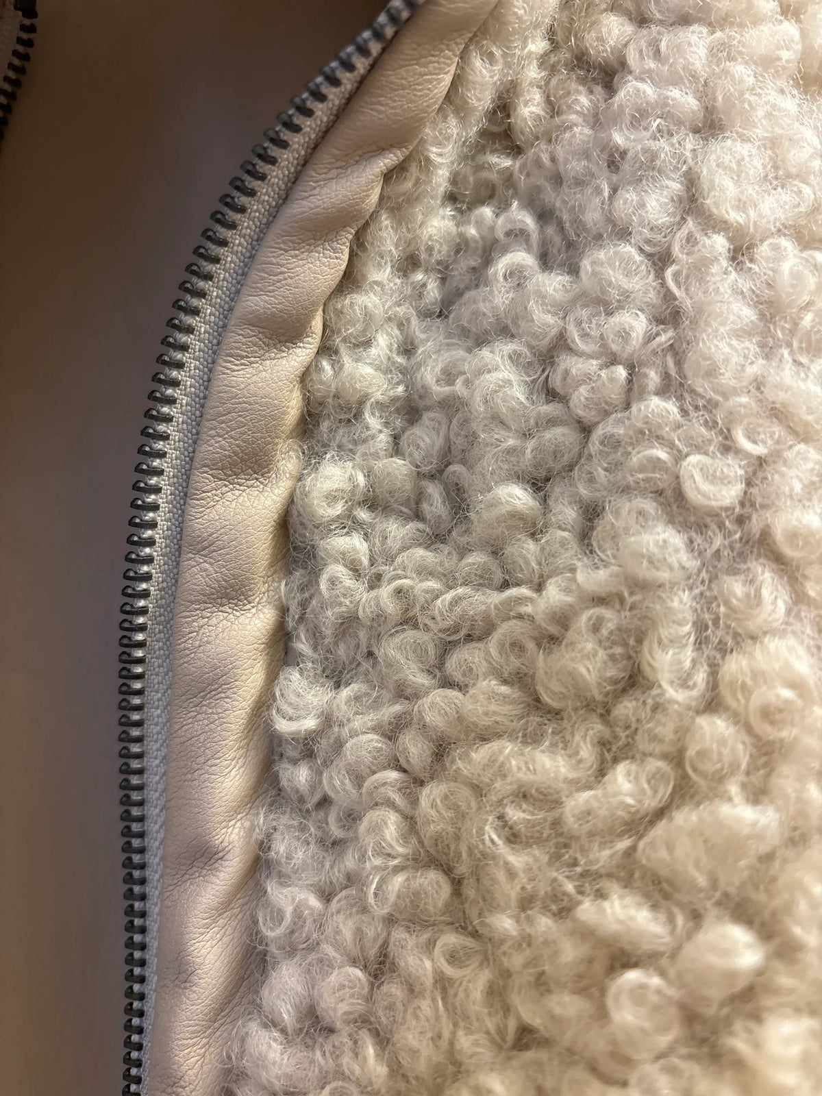 By Malina Miriam Oversized Faux Fur-jacka NWOT