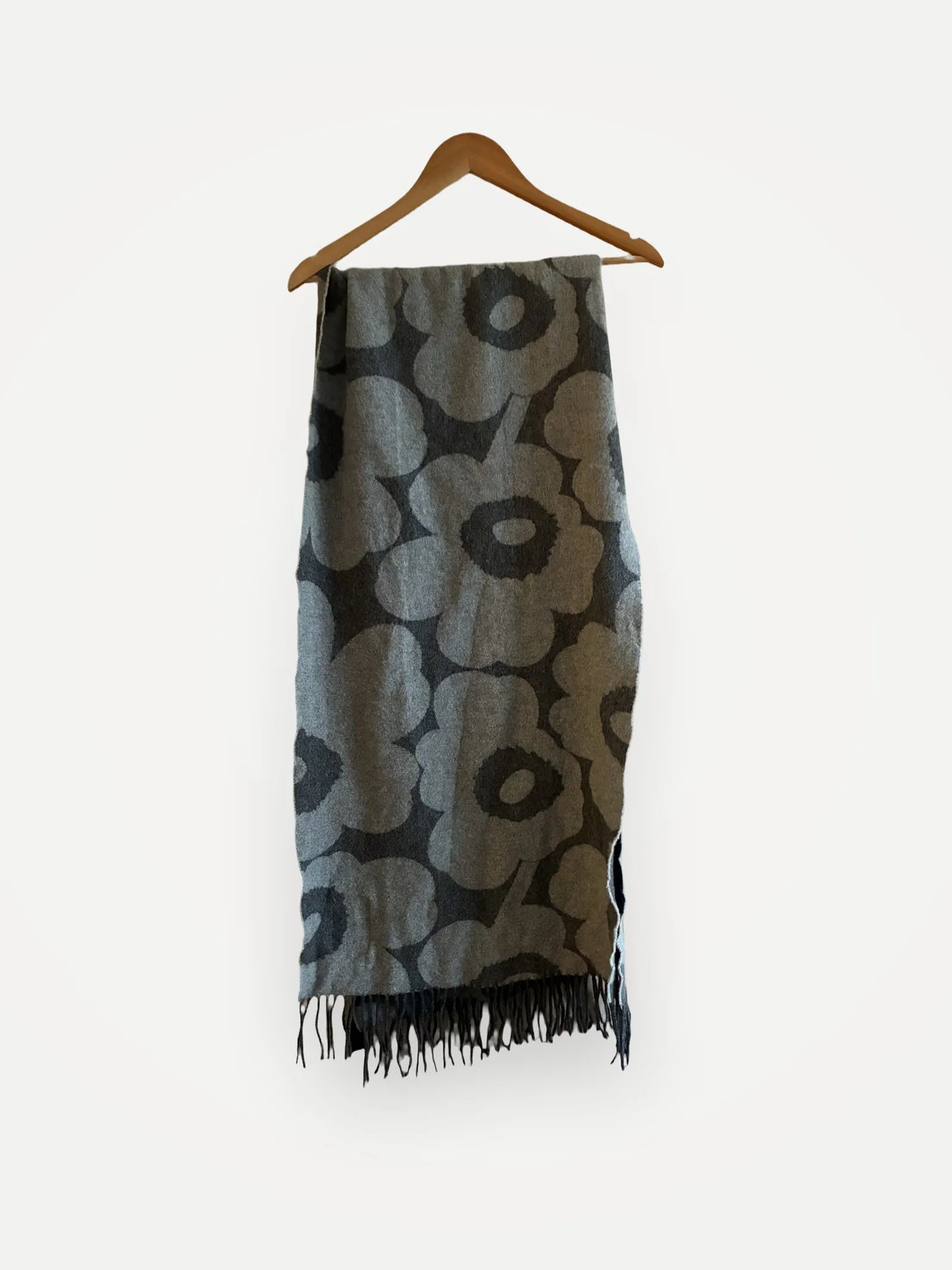 Marimekko-ullhalsduk