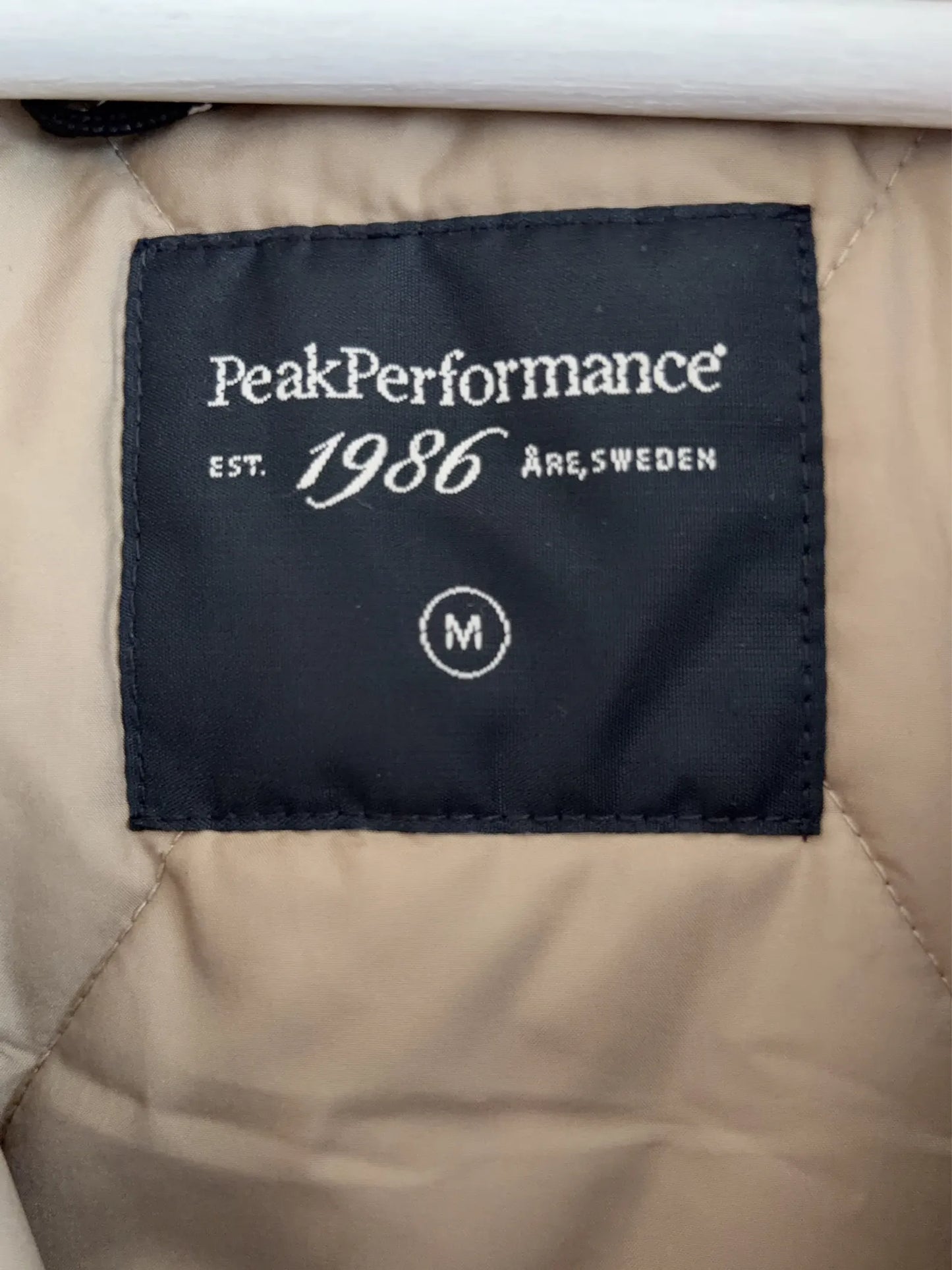Peak Performance Puffer jacket