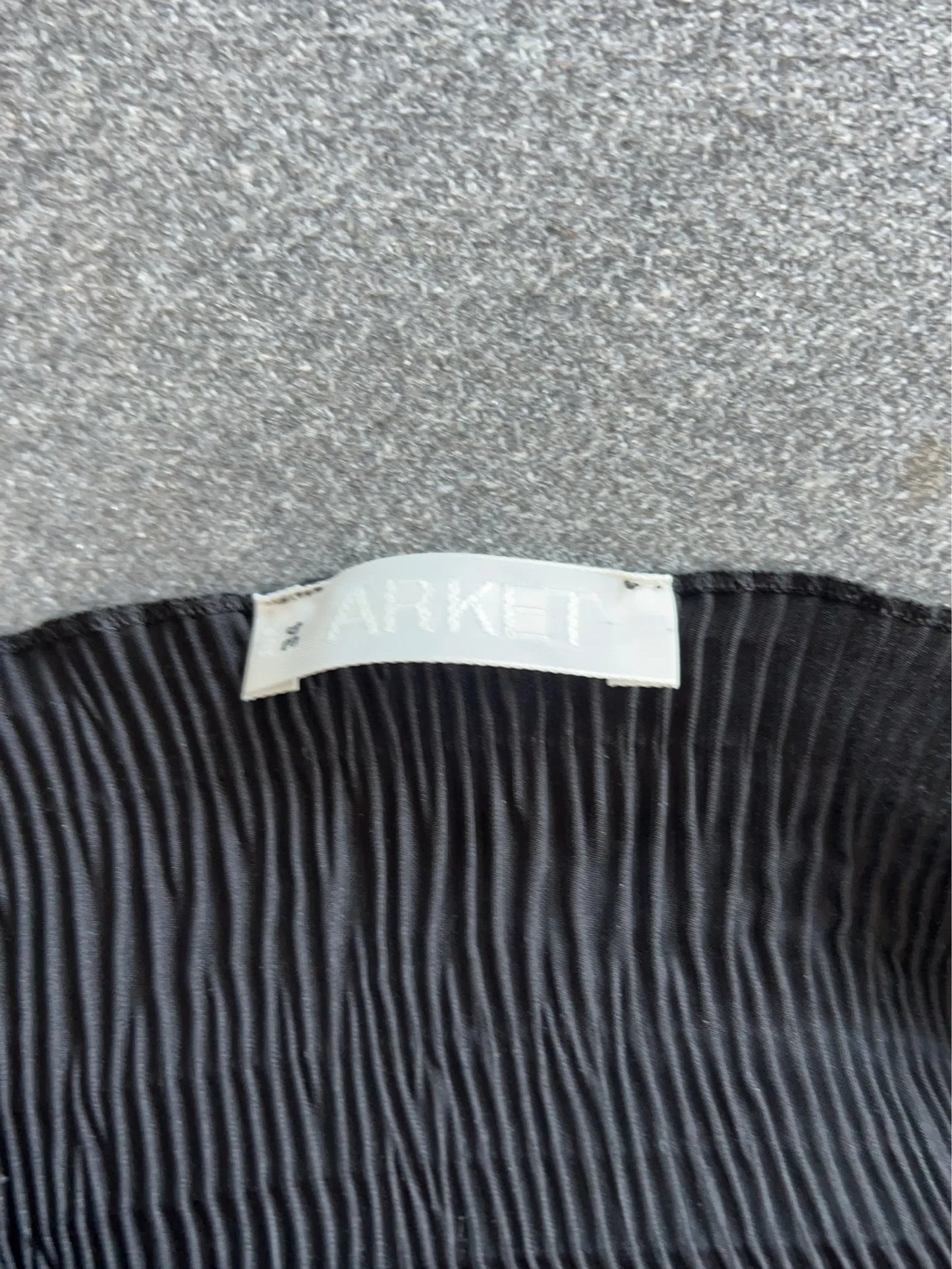 Arket-blus