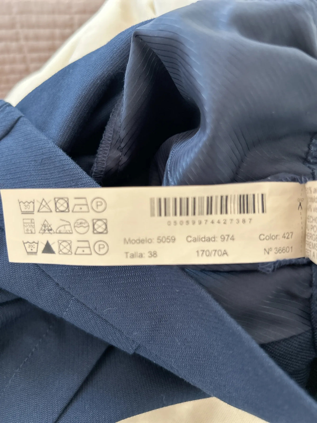 Massimo Dutti-kostymbyxor