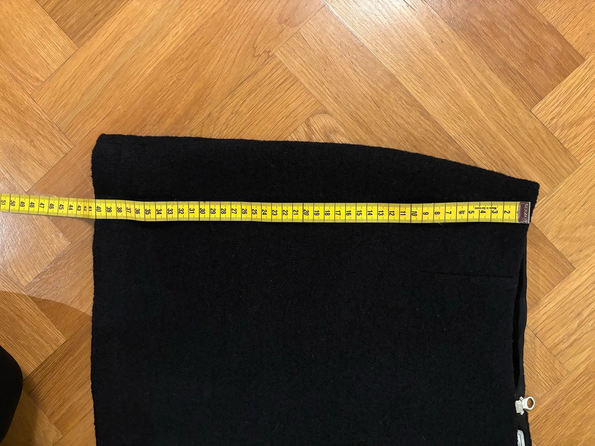 Boomerang Skirt