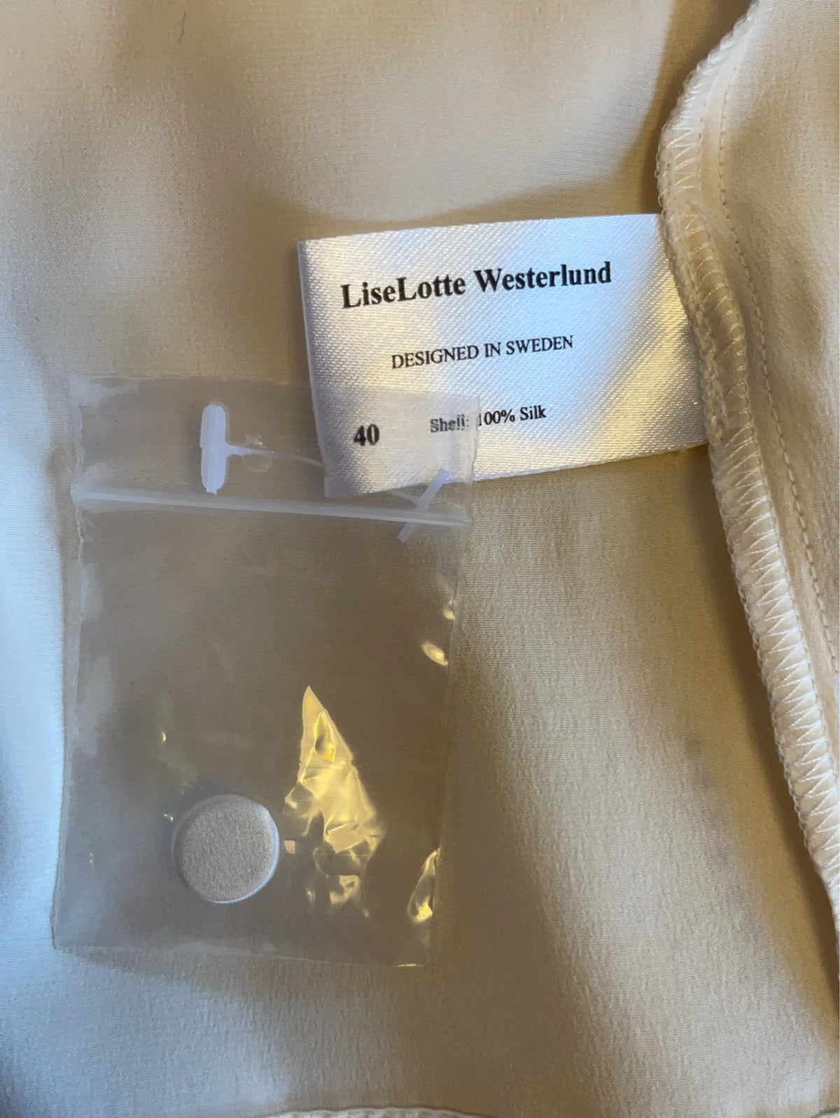 Liselotte Westerlund-sidenblus NWOT