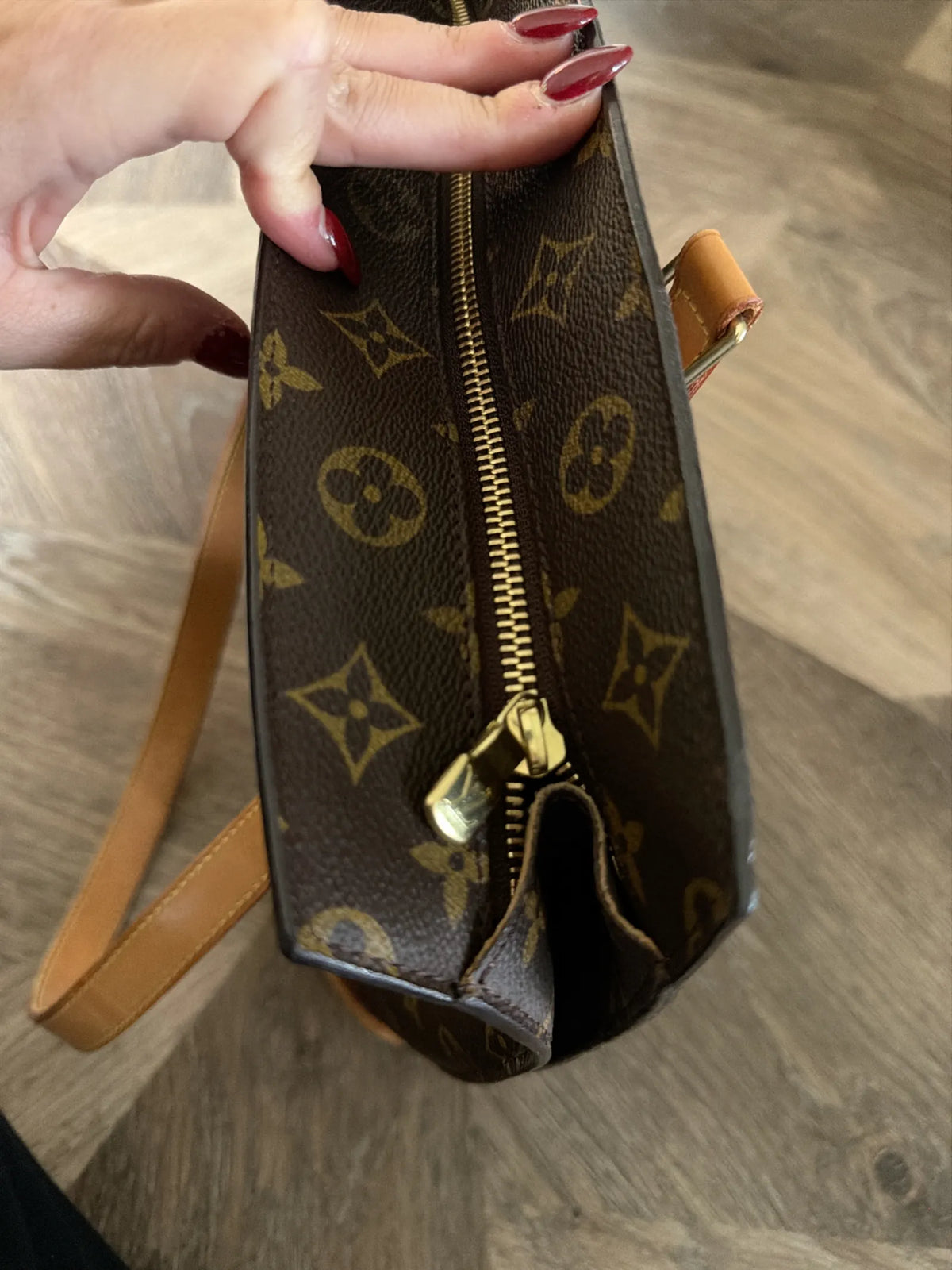 Louis Vuitton Shoulder bag