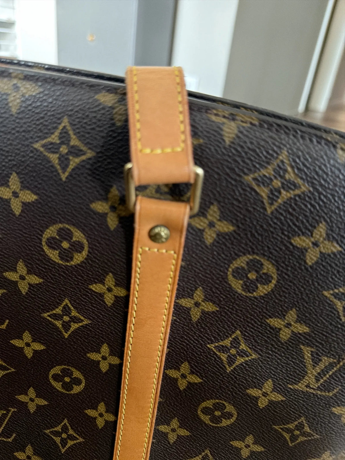 Louis Vuitton Shoulder bag