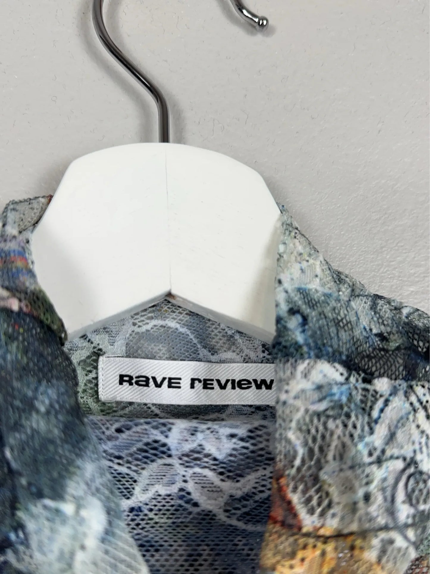 Rave Review-polotröja NWOT