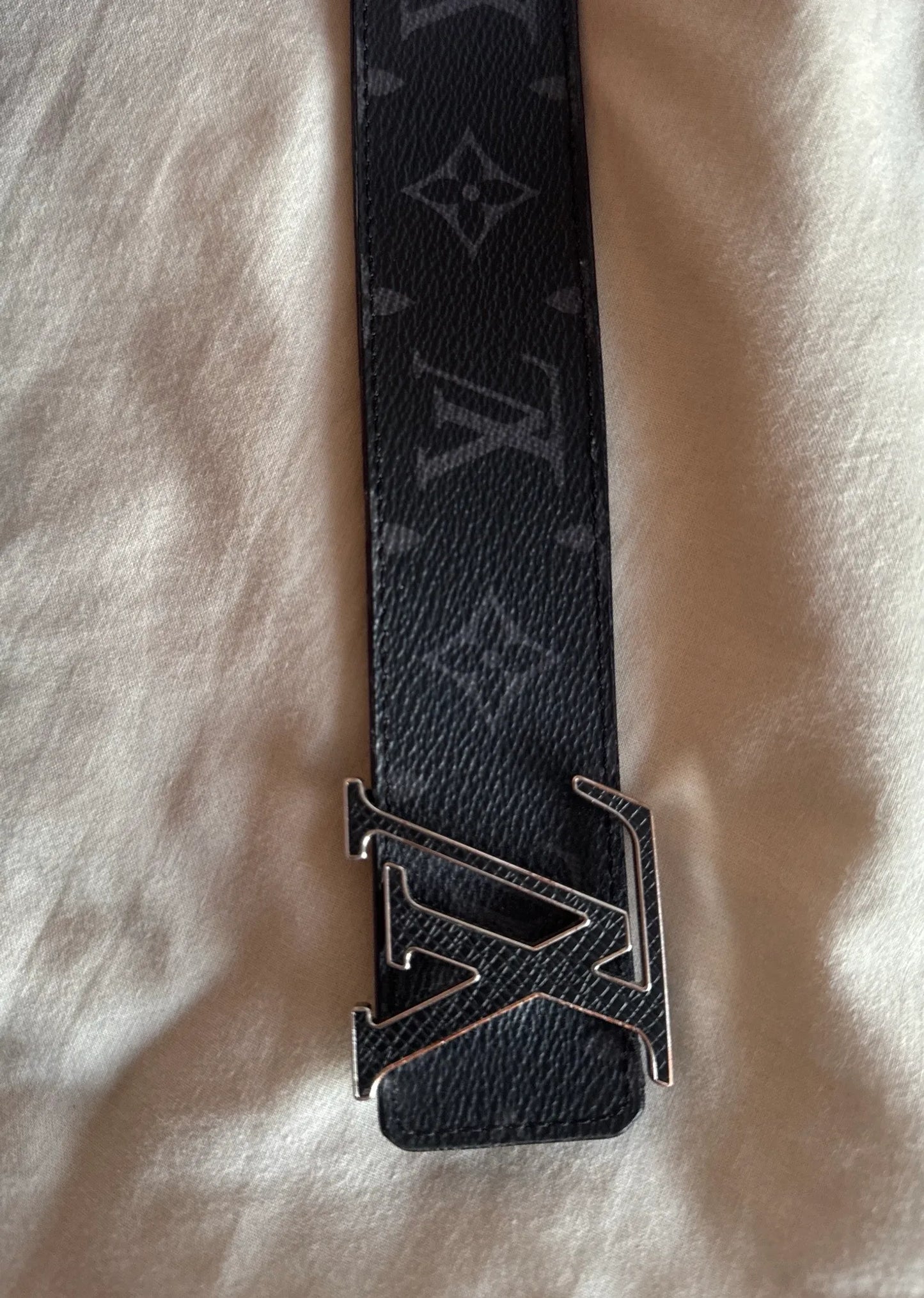 Louis Vuitton M0157u-bälte