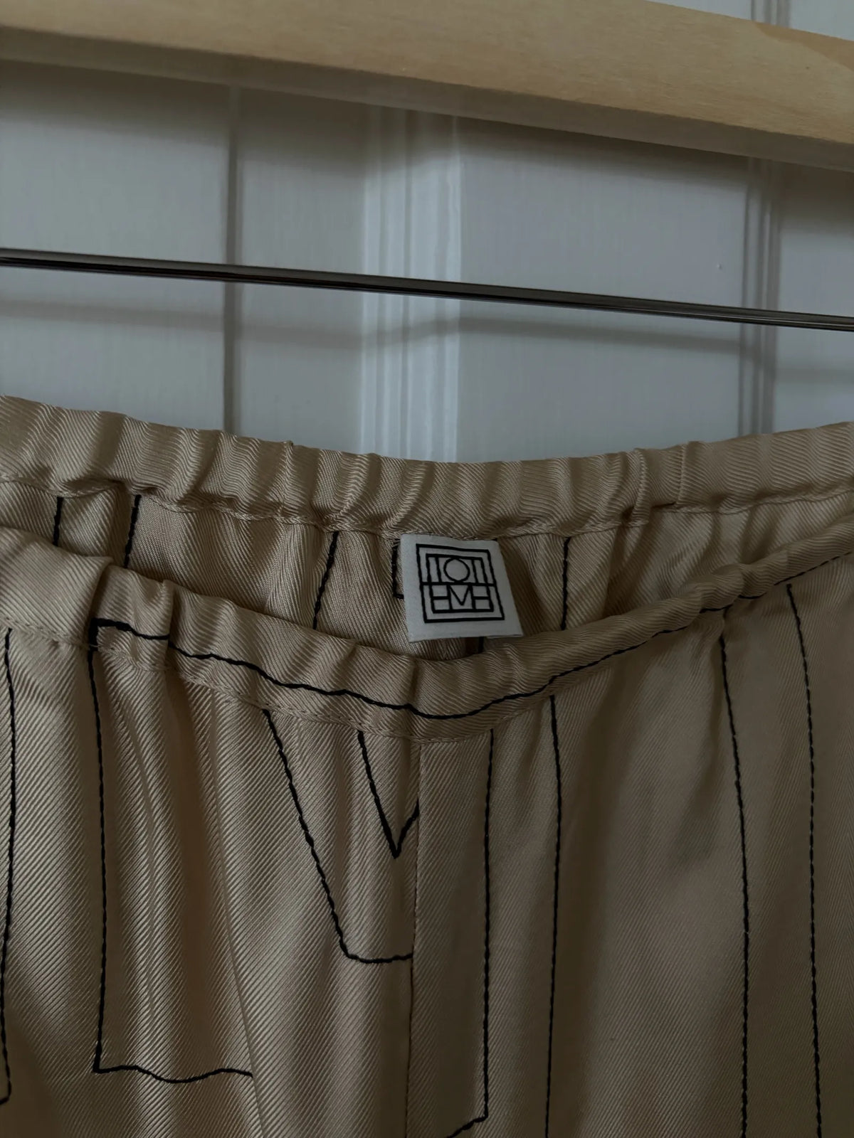 Toteme Monogram Silk Pj Bottoms Trousers