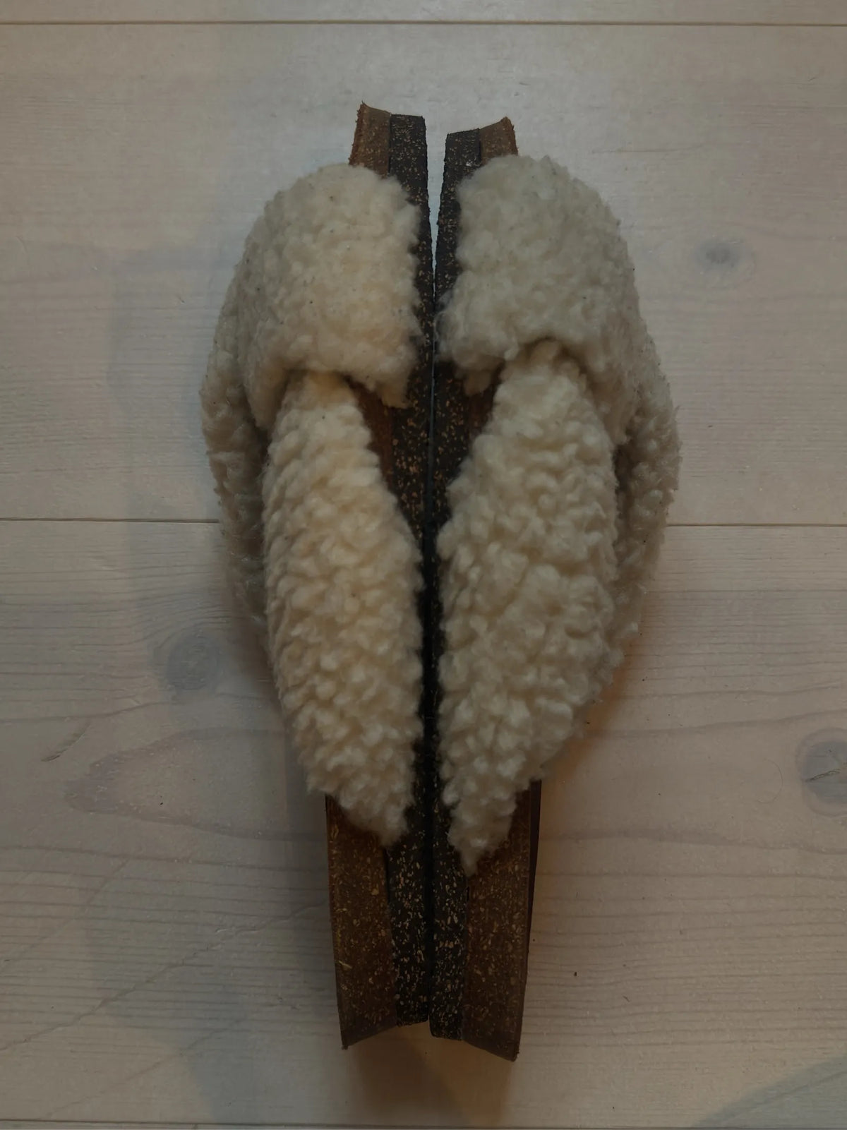 Flattered Lou Teddy Creme-sandaler