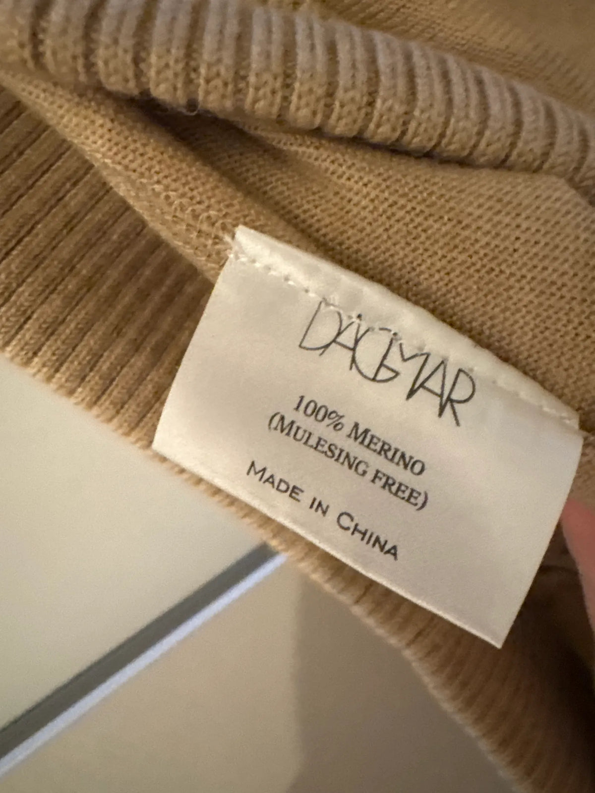 Dagmar Amali-ullbyxor NWT