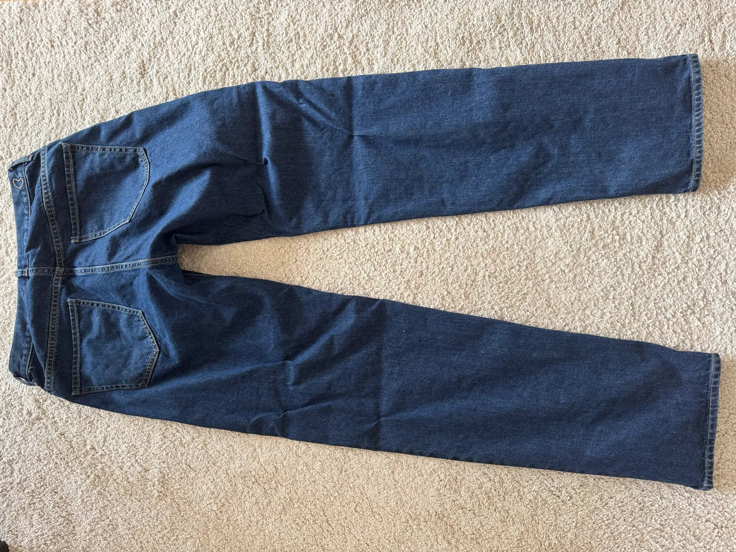 Boyfriend Fit - Dark Vintage Wash Jeans