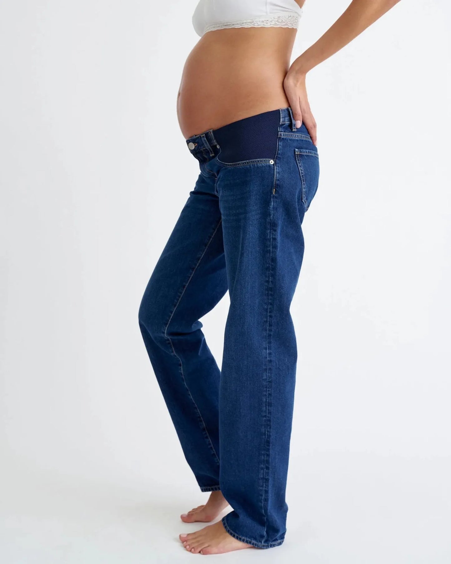 Boyfriend Fit - Dark Vintage Wash Jeans