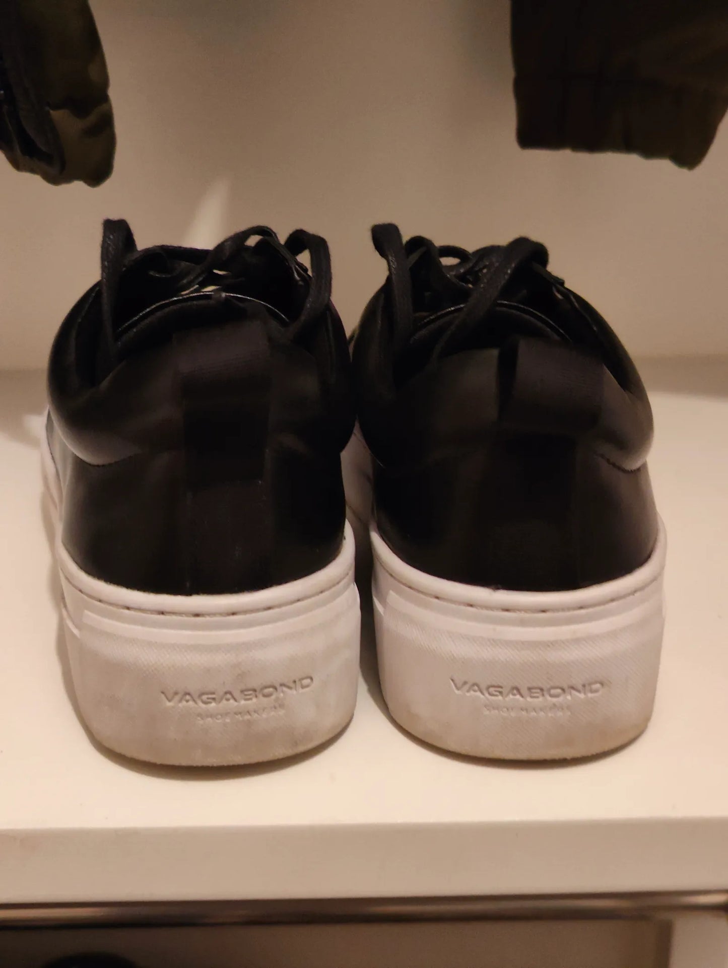 Vagabond Zoe-skinnsneakers