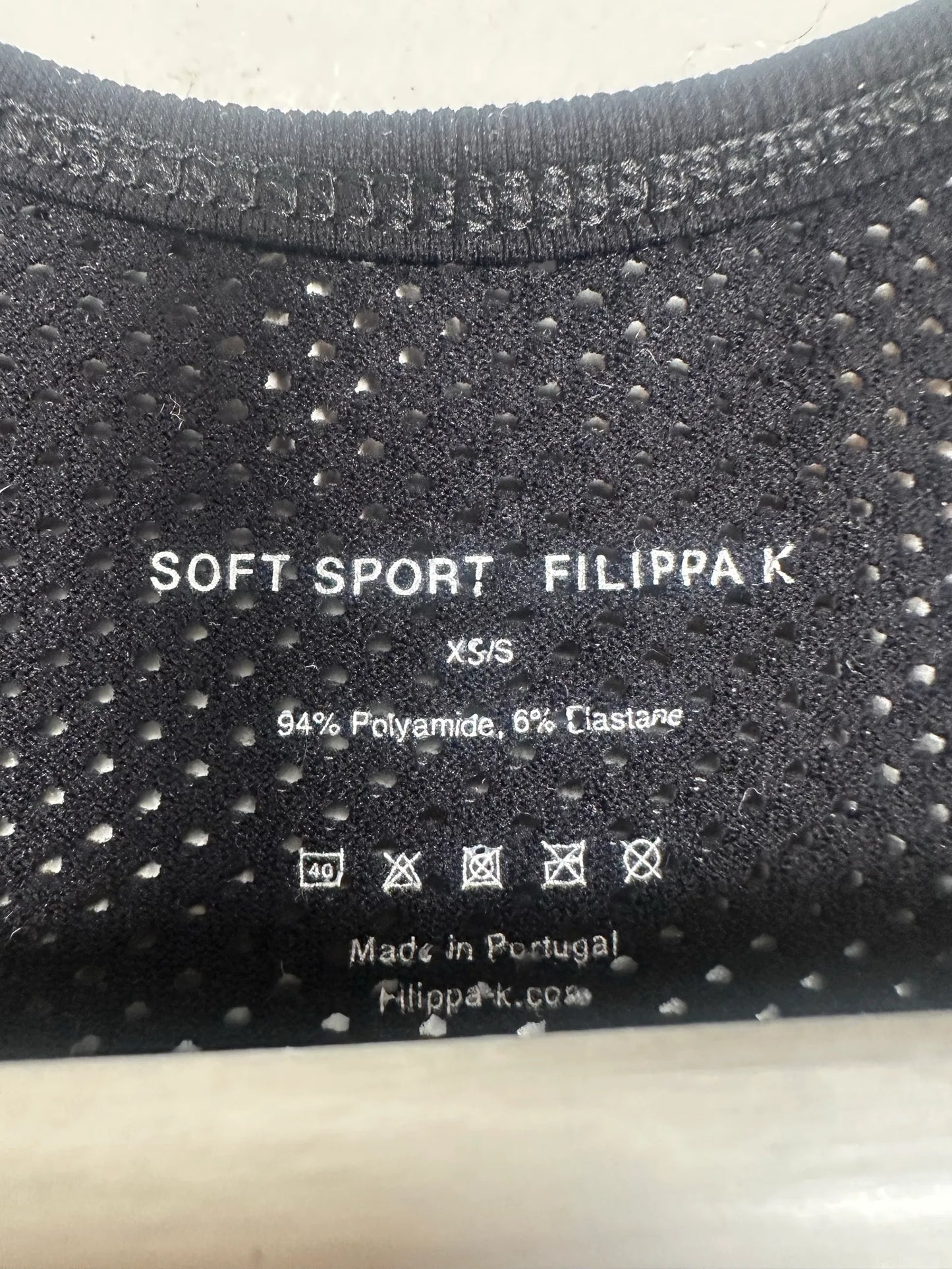 Filippa K-träningströja