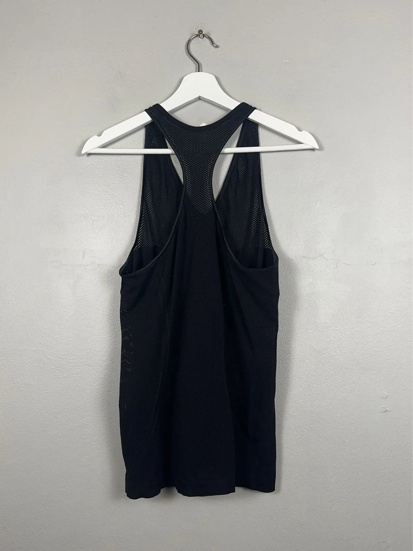 Filippa K-träningströja