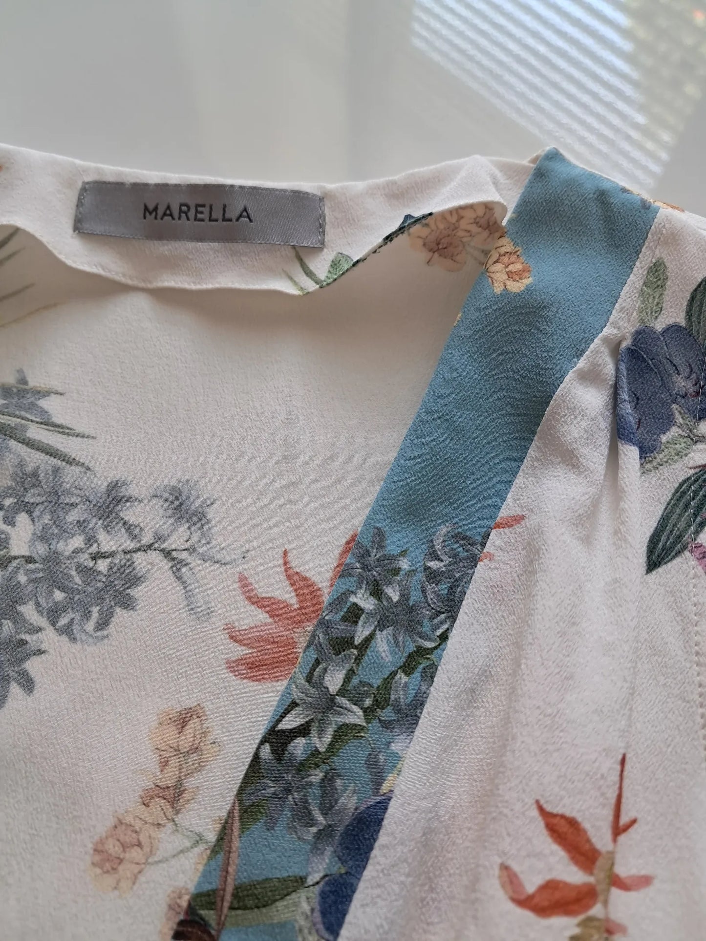 Marella-sidenblus