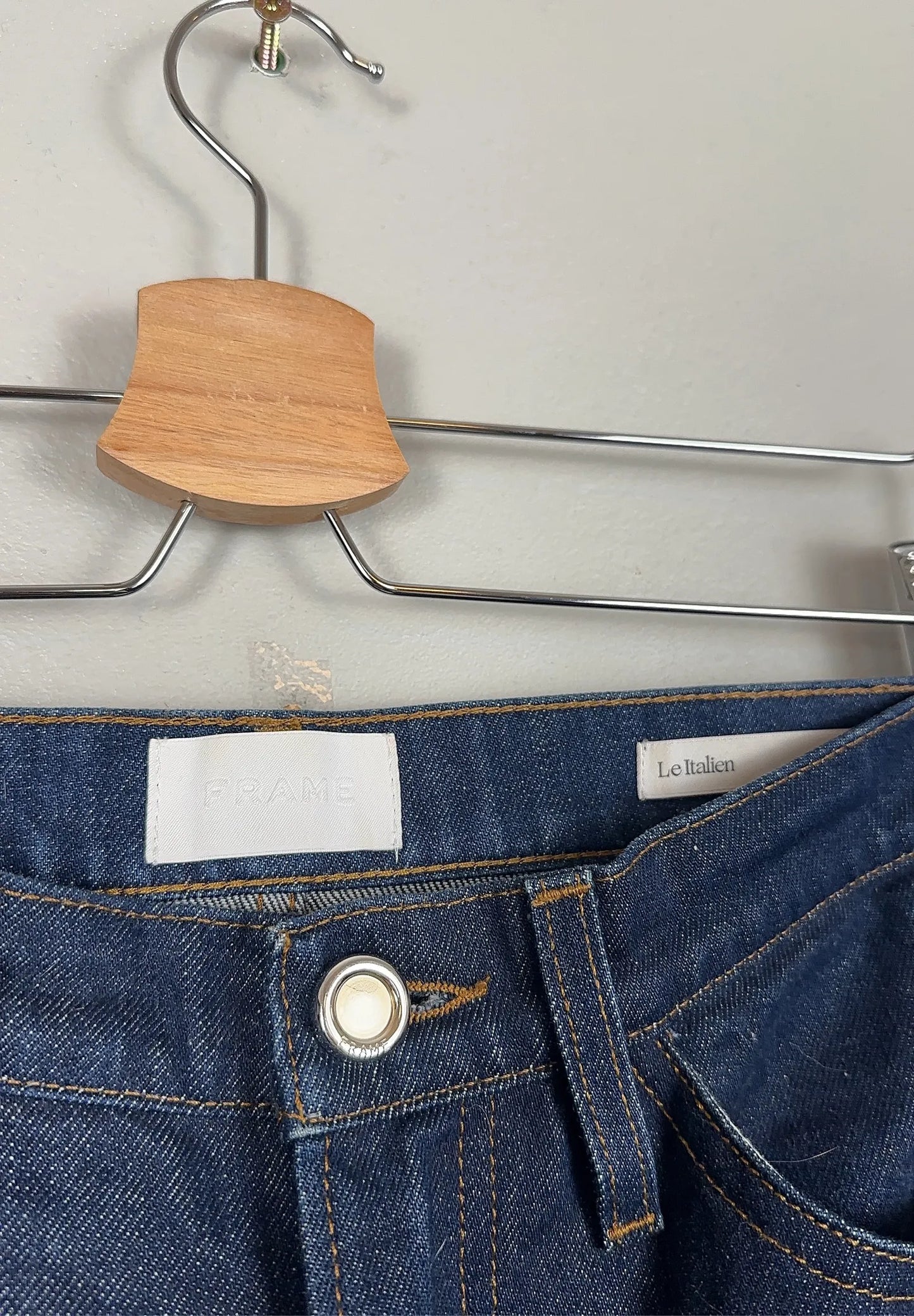 Frame Denim Le Italien Wide Leg Crop In Rinse Jeans