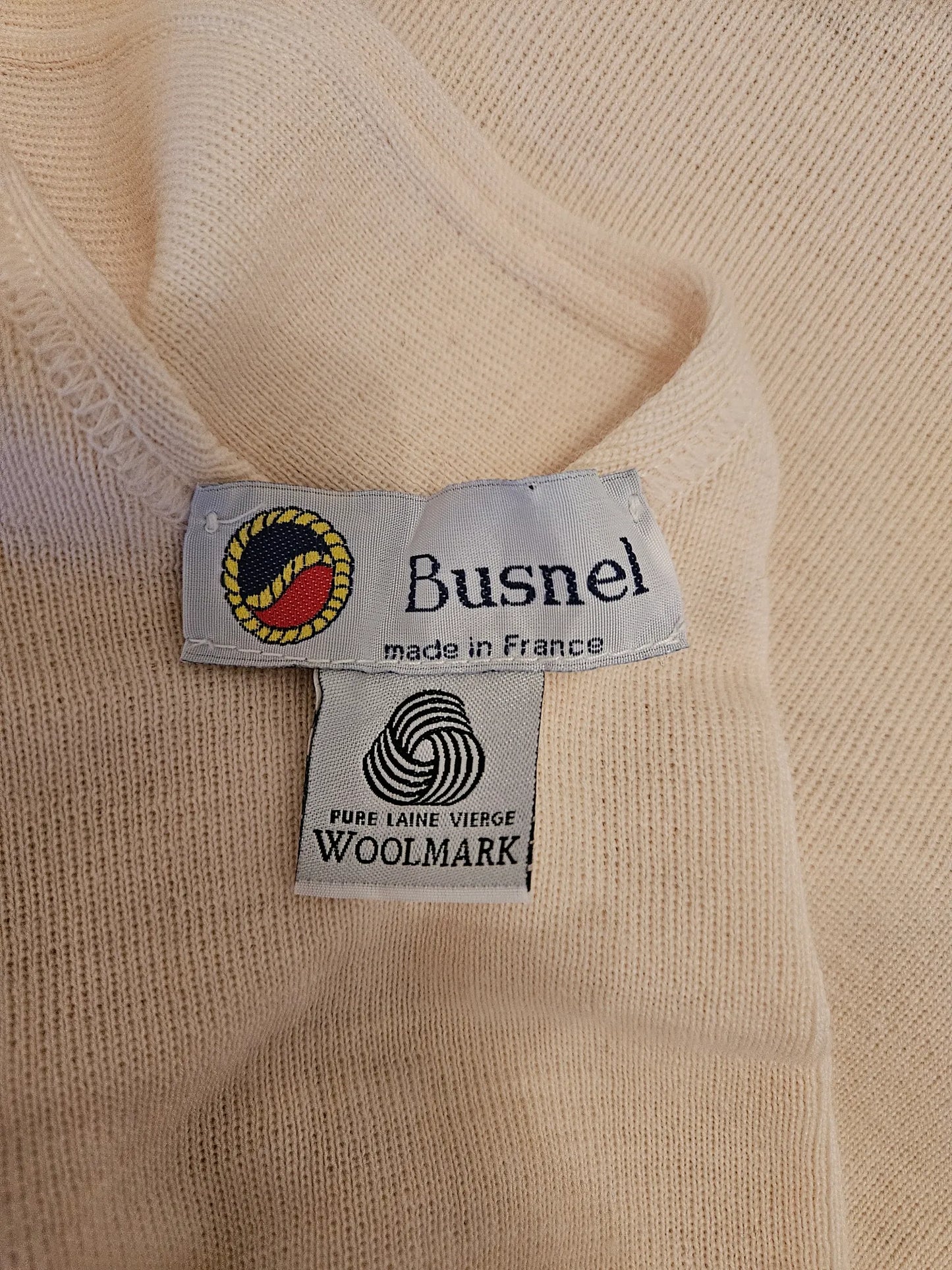Busnel-ullponcho NWOT