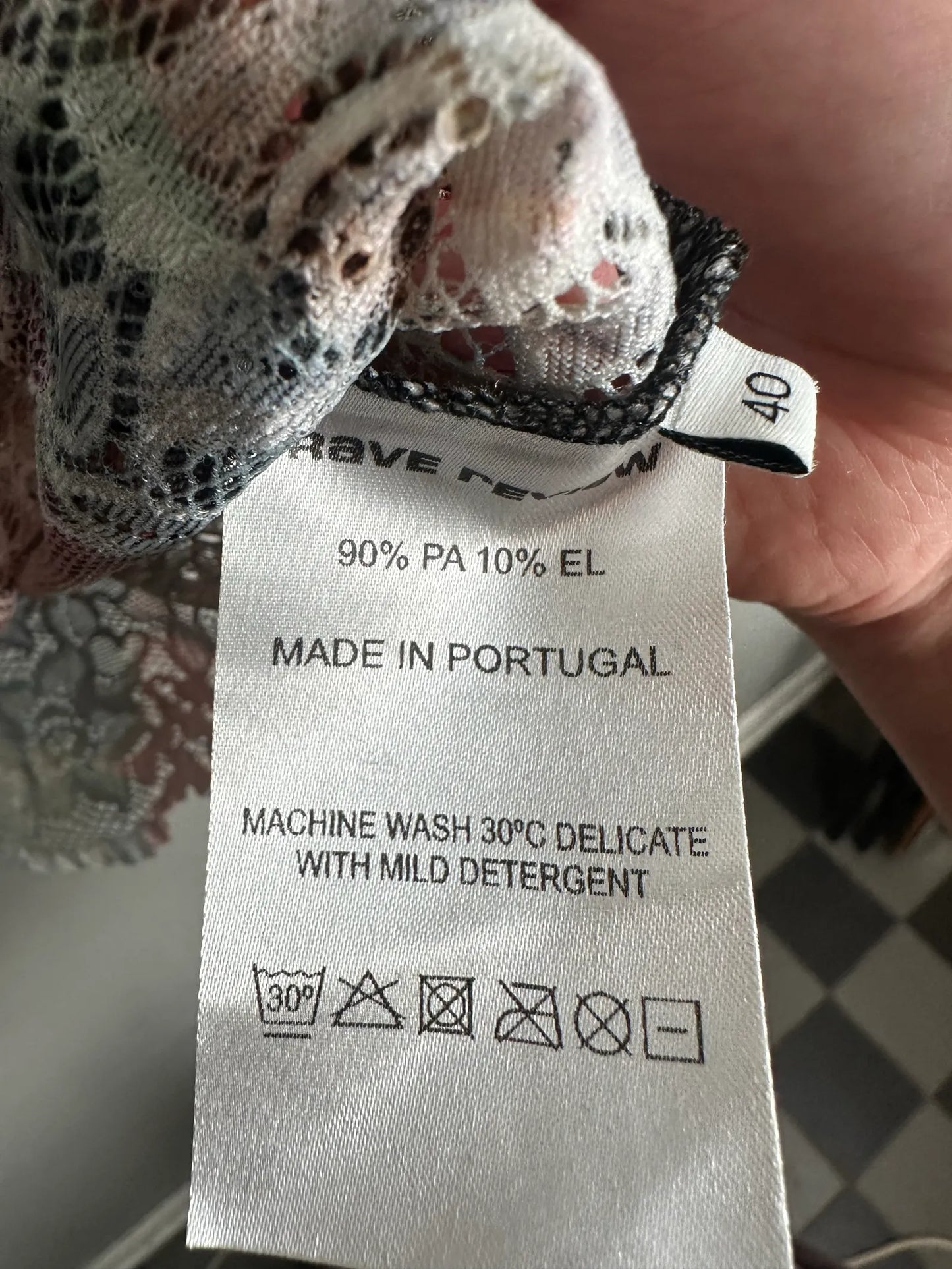 Rave Review-polotröja NWOT