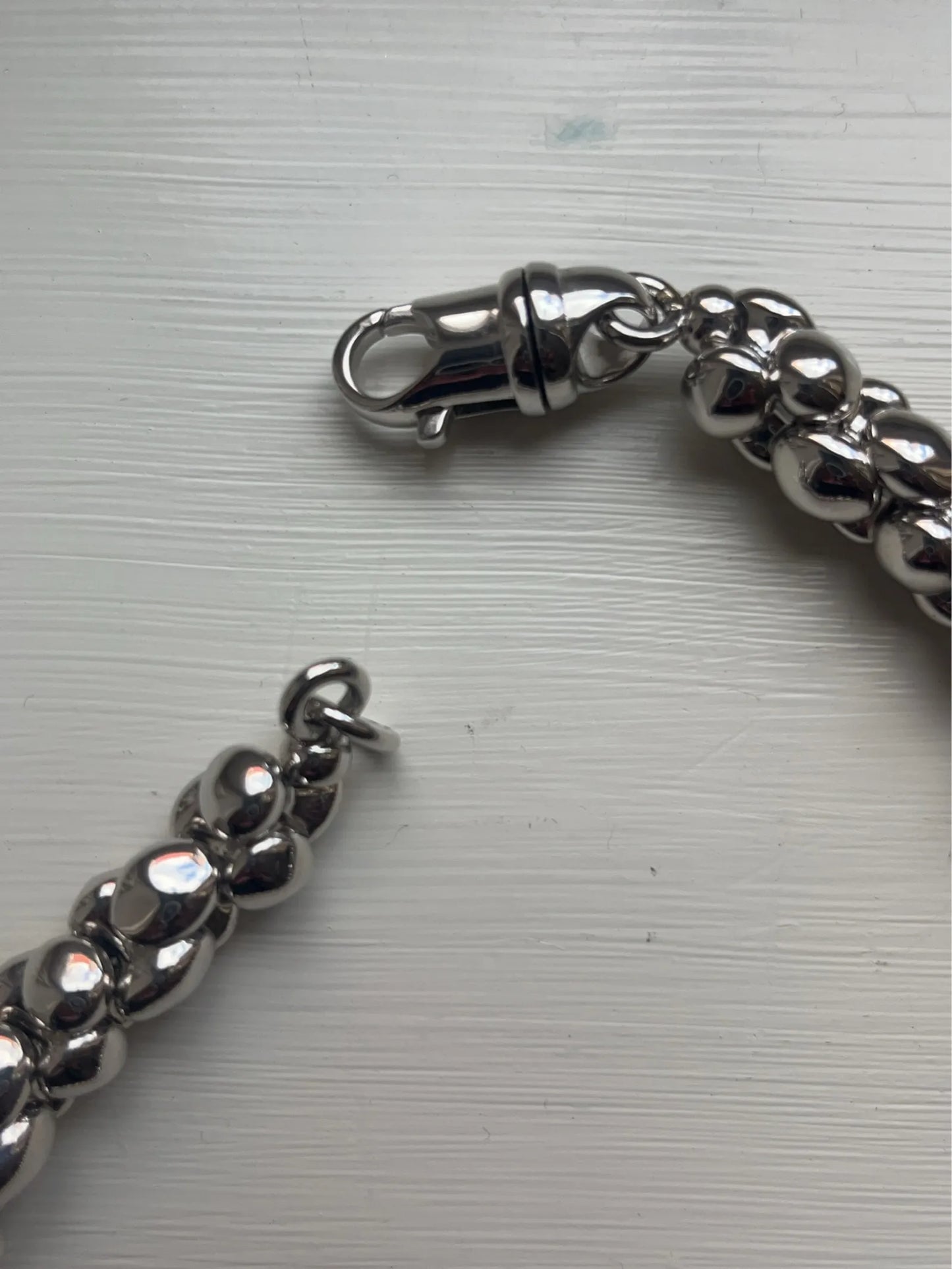 Toteme-halsband NWOT