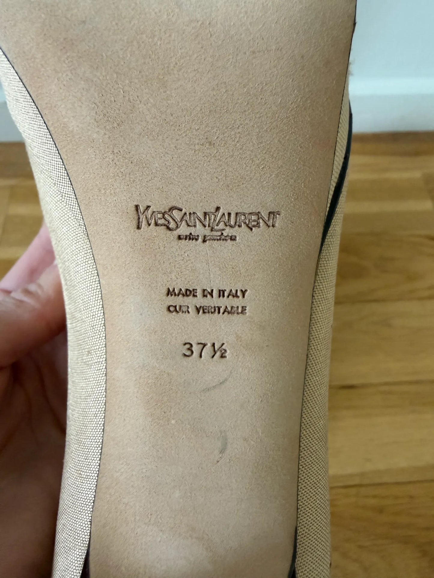 Yves Saint Laurent Heels