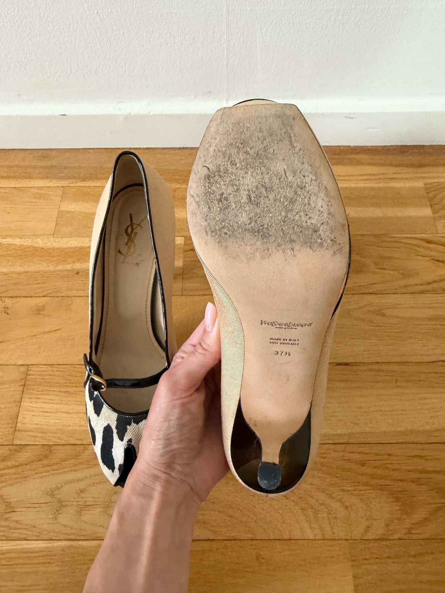 Yves Saint Laurent Heels