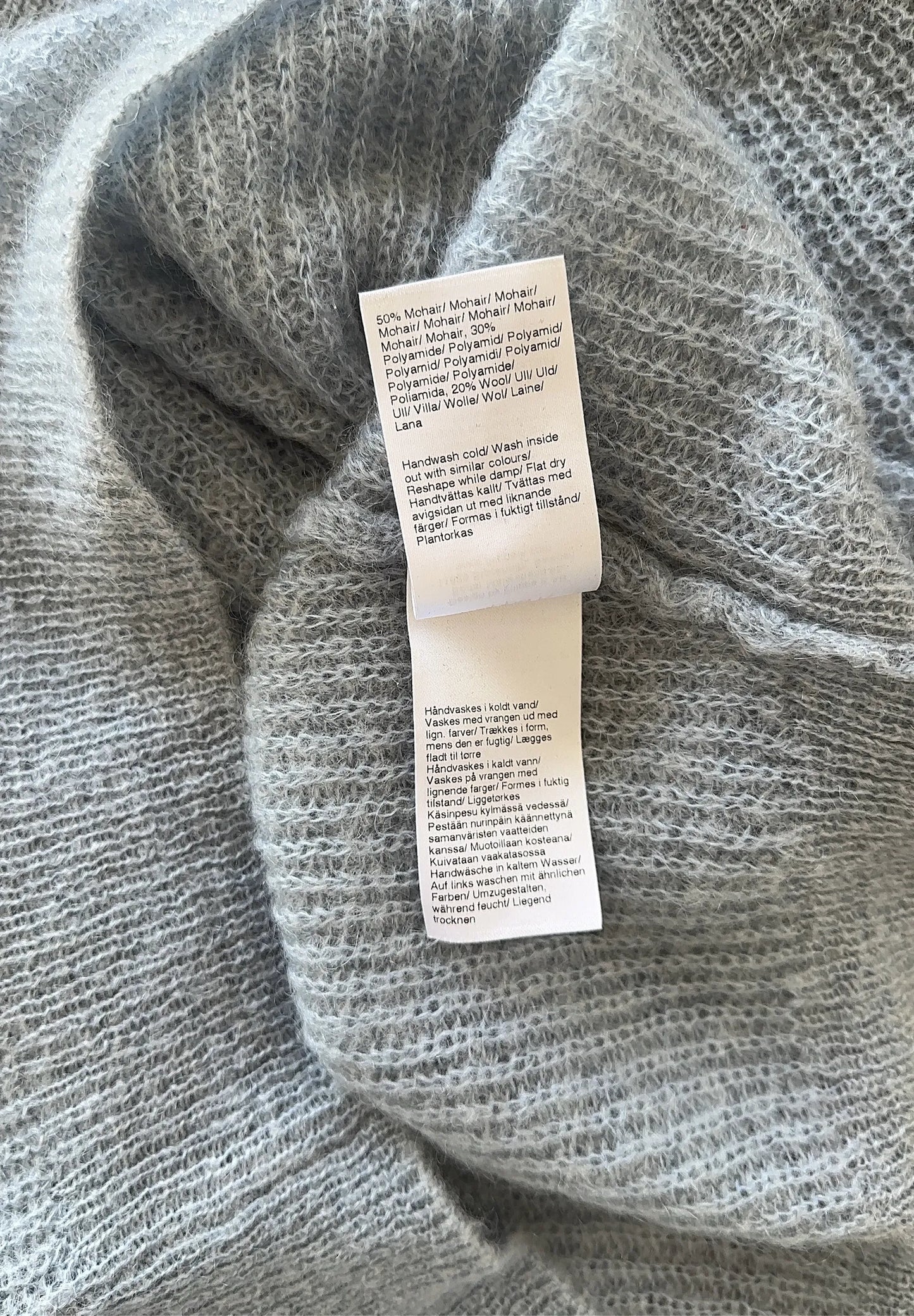 Filippa K-ulltröja