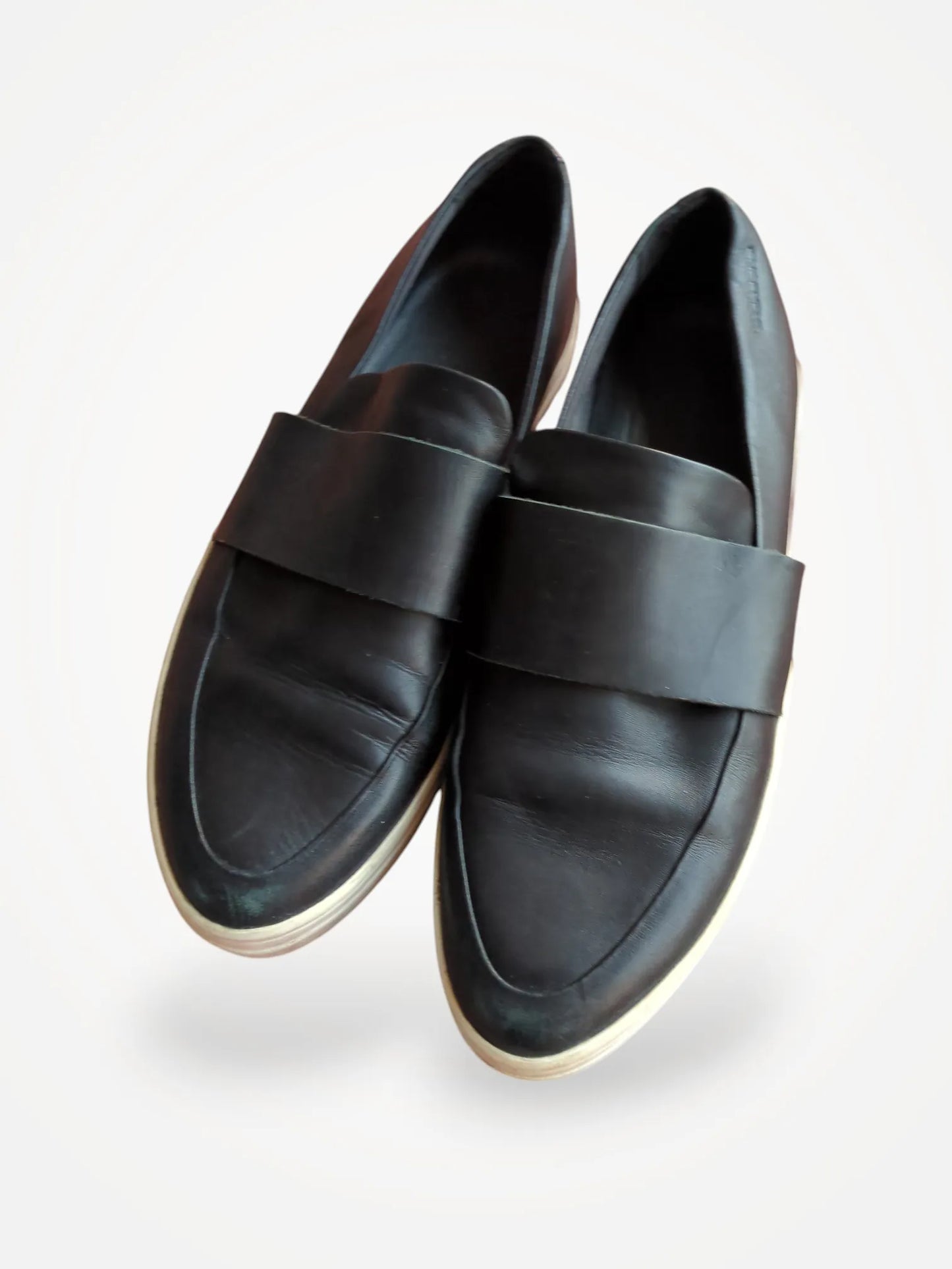 Vagabond Loafers