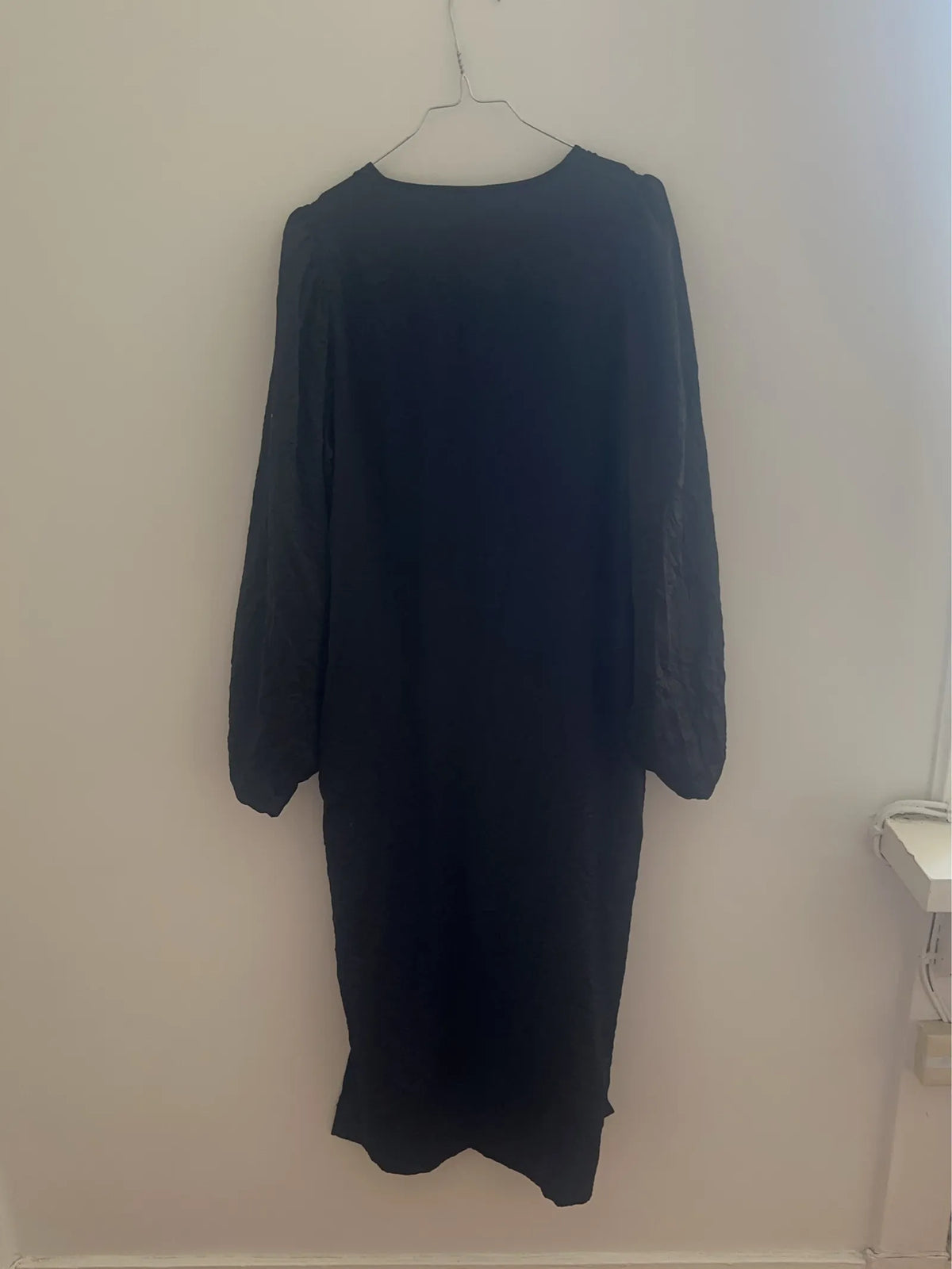 Ganni Svart Crinklad Kvalitet Dress