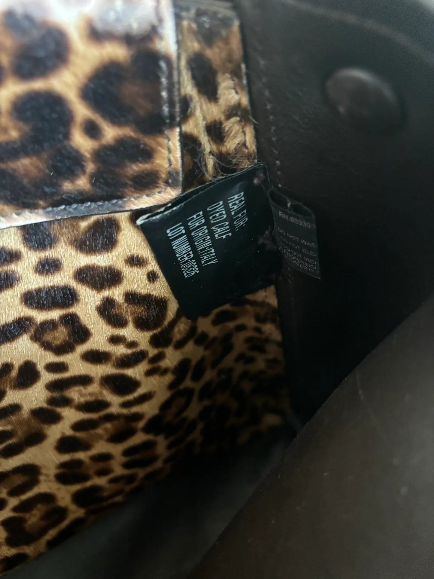 Prada Large Double Fur Leopard Tote-axelremsväska