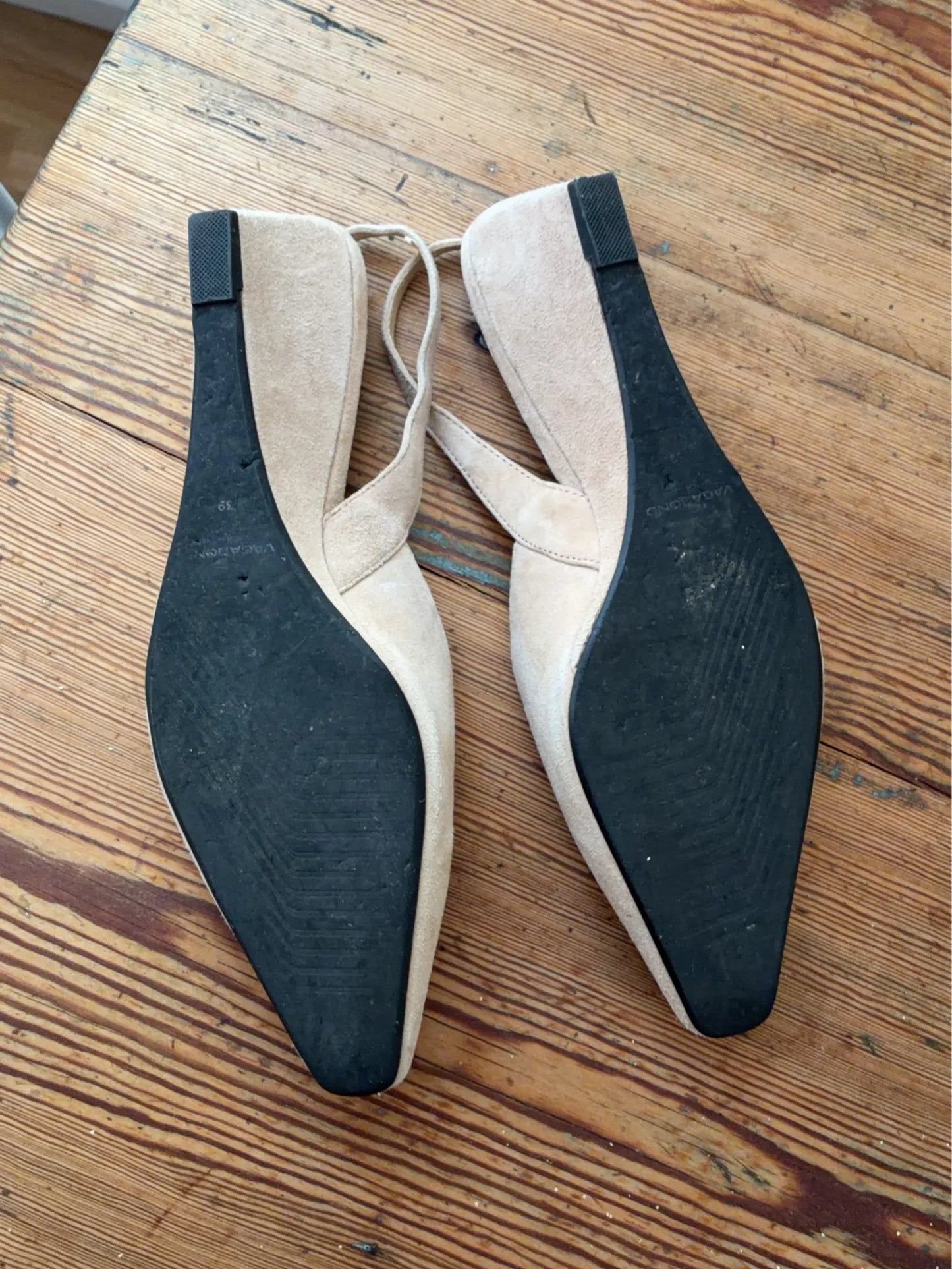 Vagabond Heels
