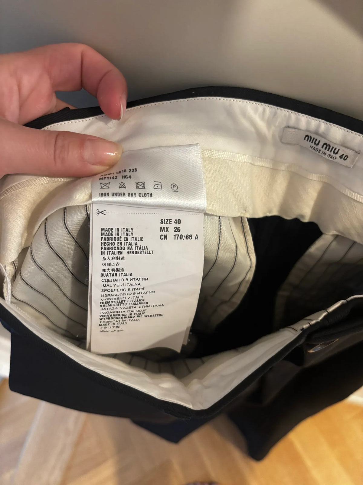 Miu Miu-ullbyxor NWOT