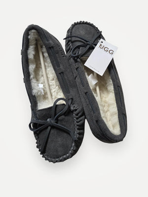 UGG-loafers NWT