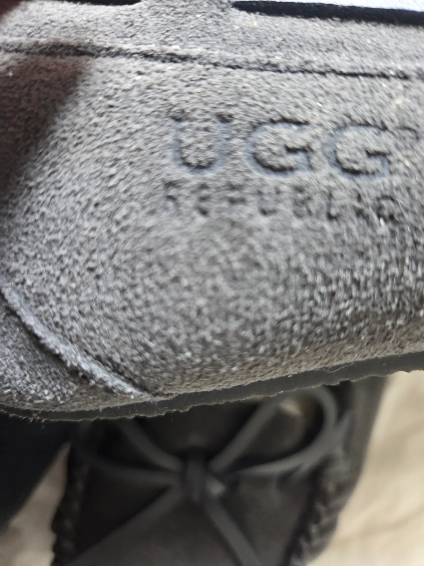 UGG-loafers NWT