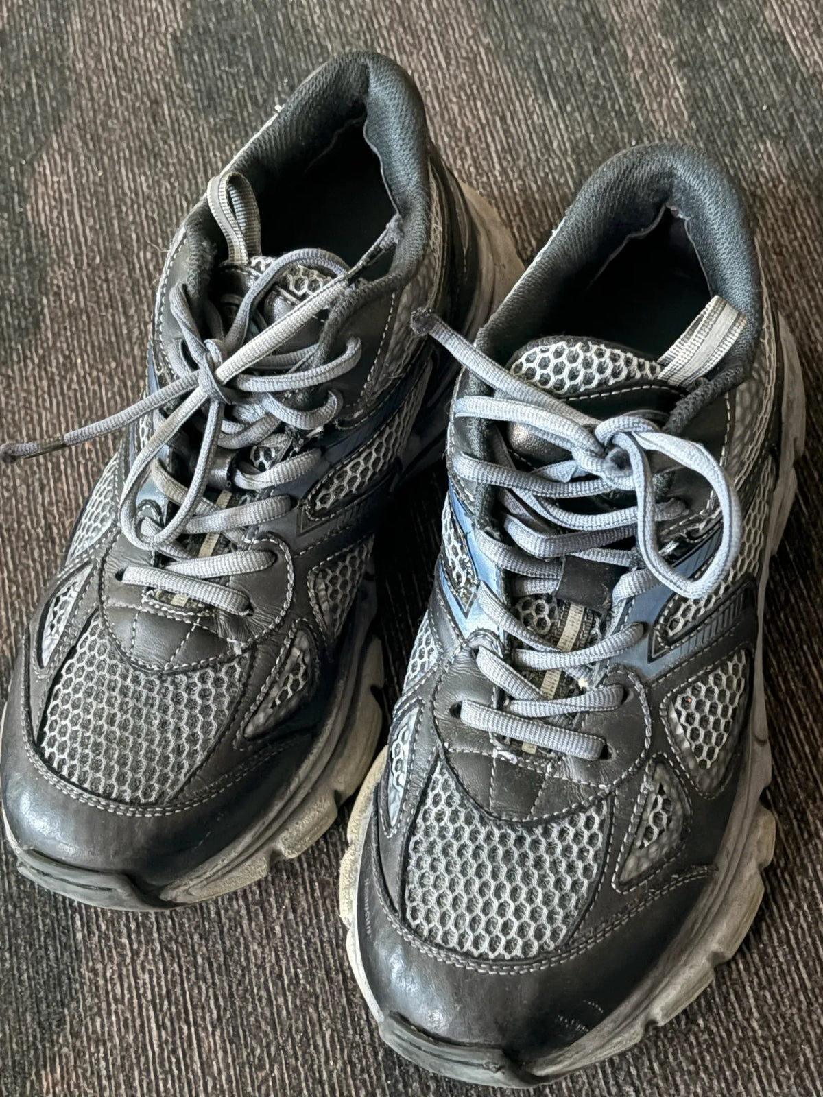 Axel Arigato Marathon Runner-skinnsneakers