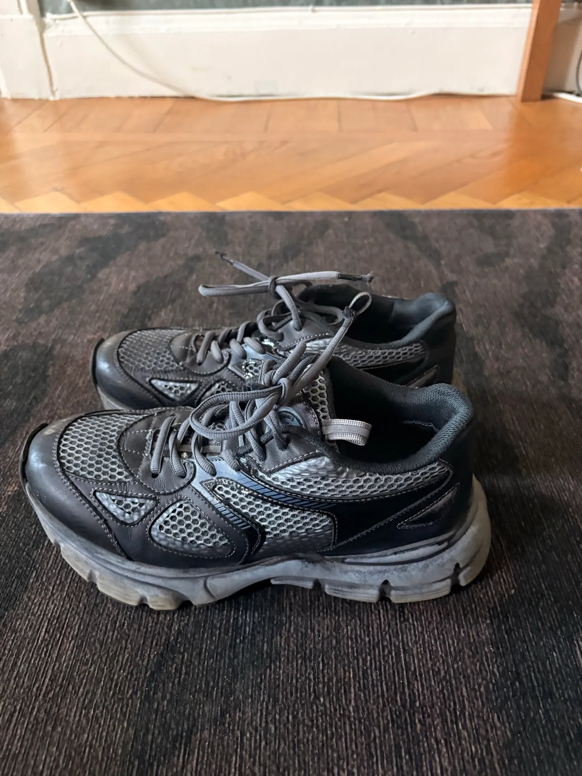 Axel Arigato Marathon Runner-skinnsneakers