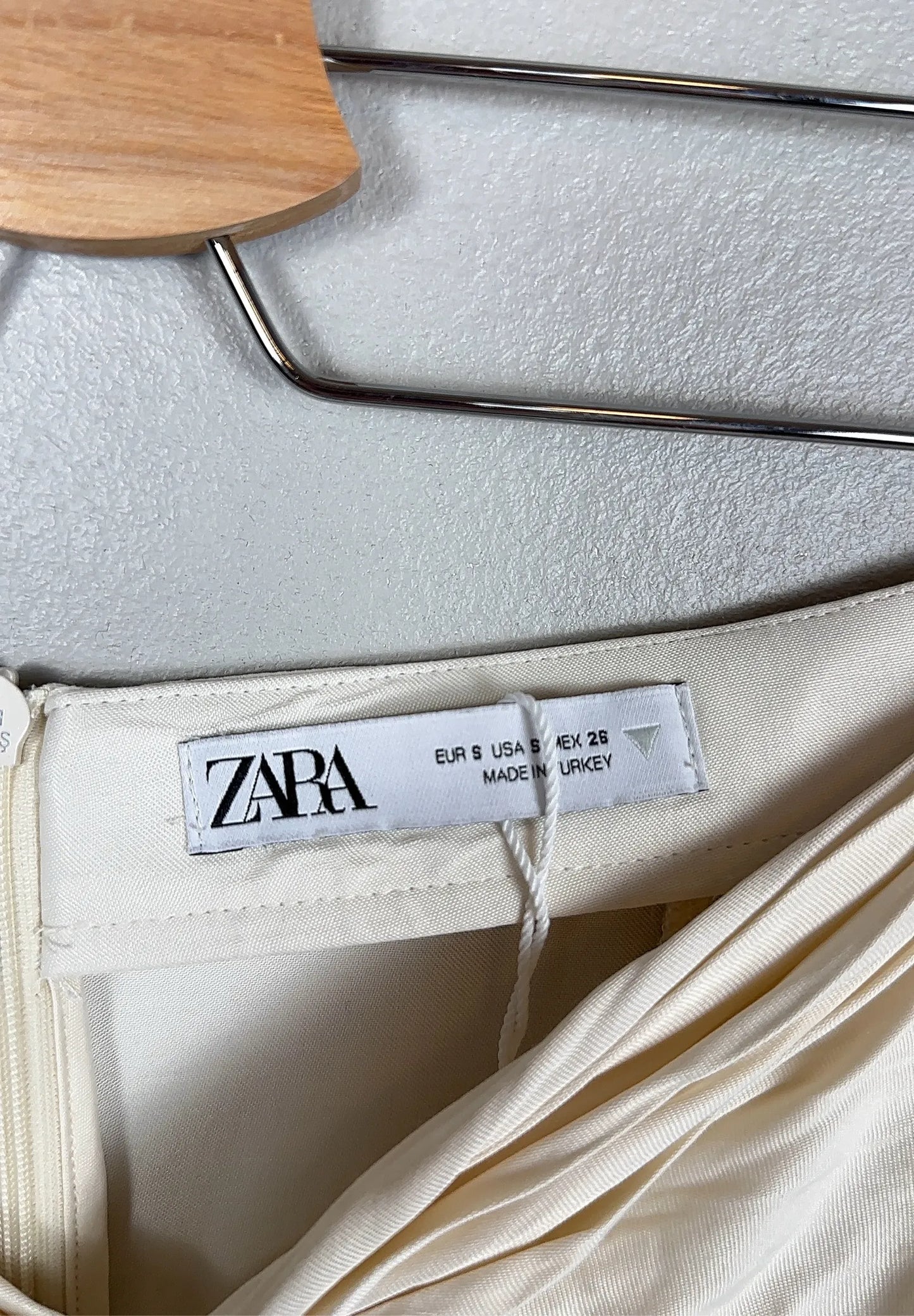 Zara-kjol
