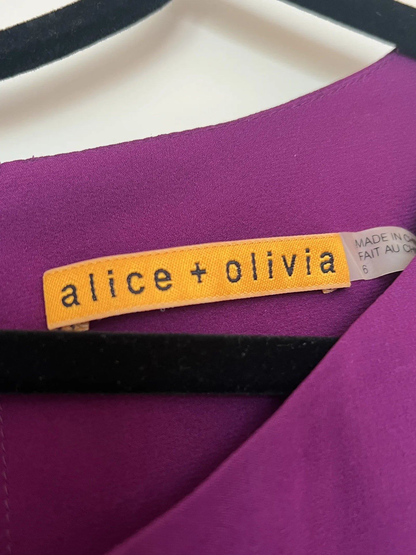 Alice & Olivia-sidenklänning NWOT