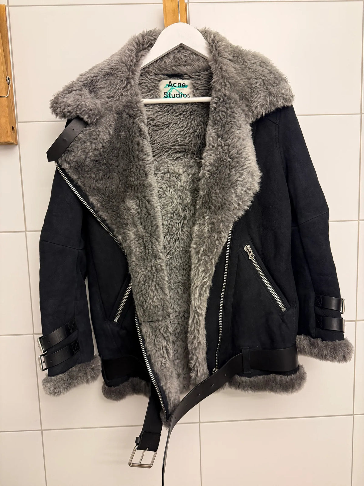 Acne Studios Velocite Suede-skinnjacka