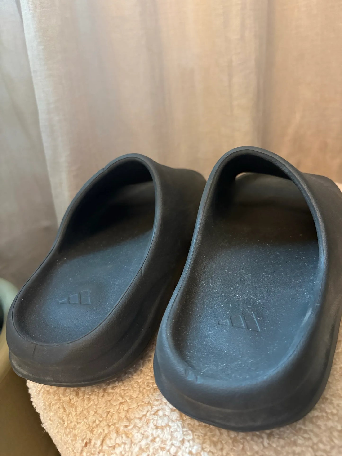 Yeezy Slides-sandaler