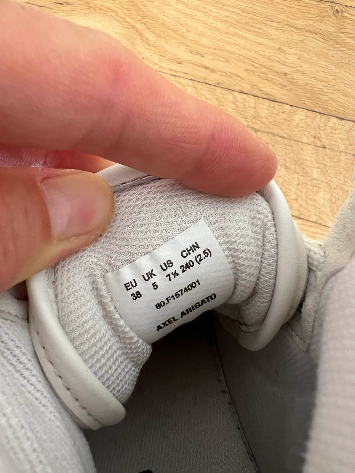 Axel Arigato-skinnsneakers