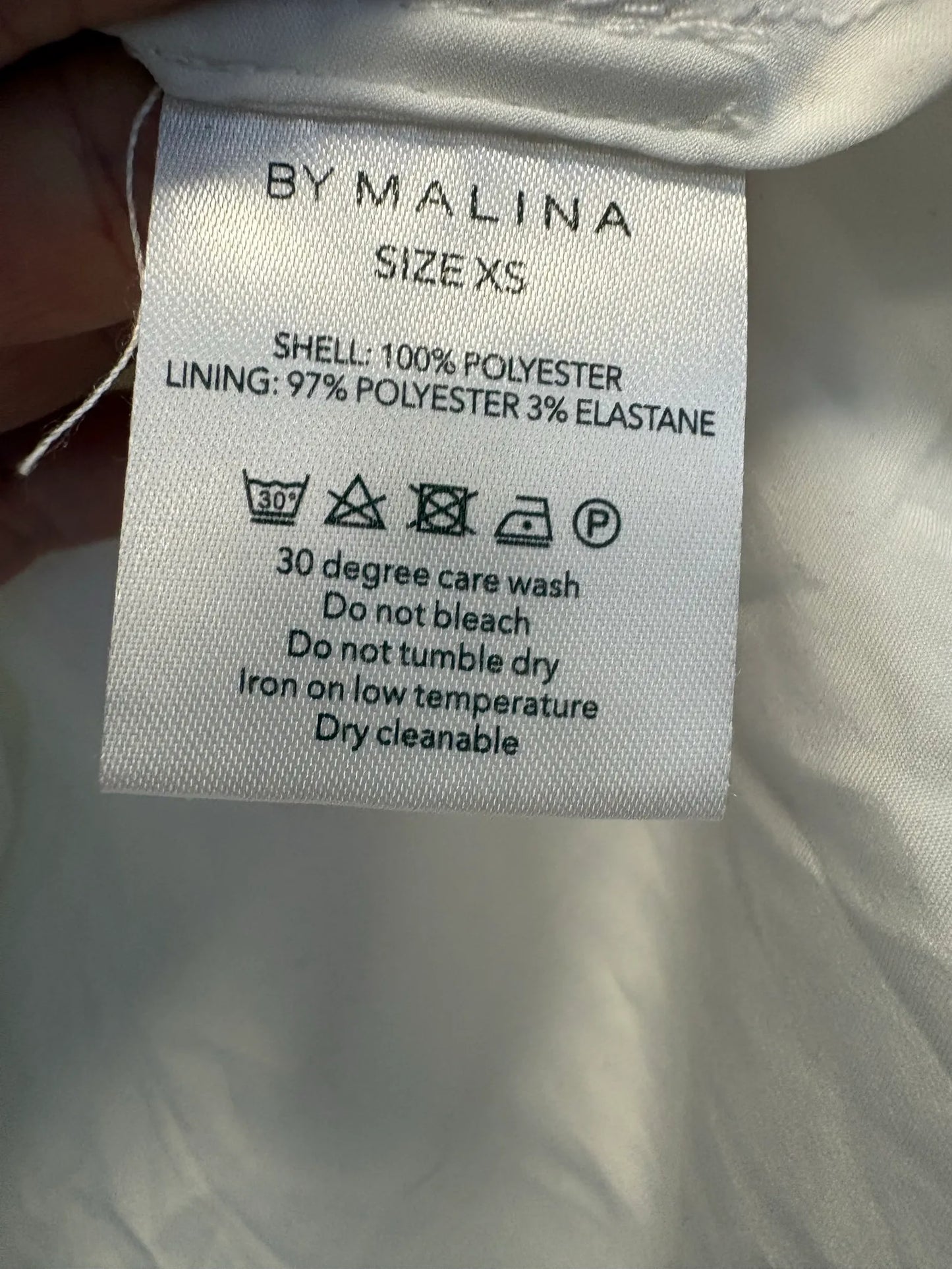 By Malina Abby-klänning