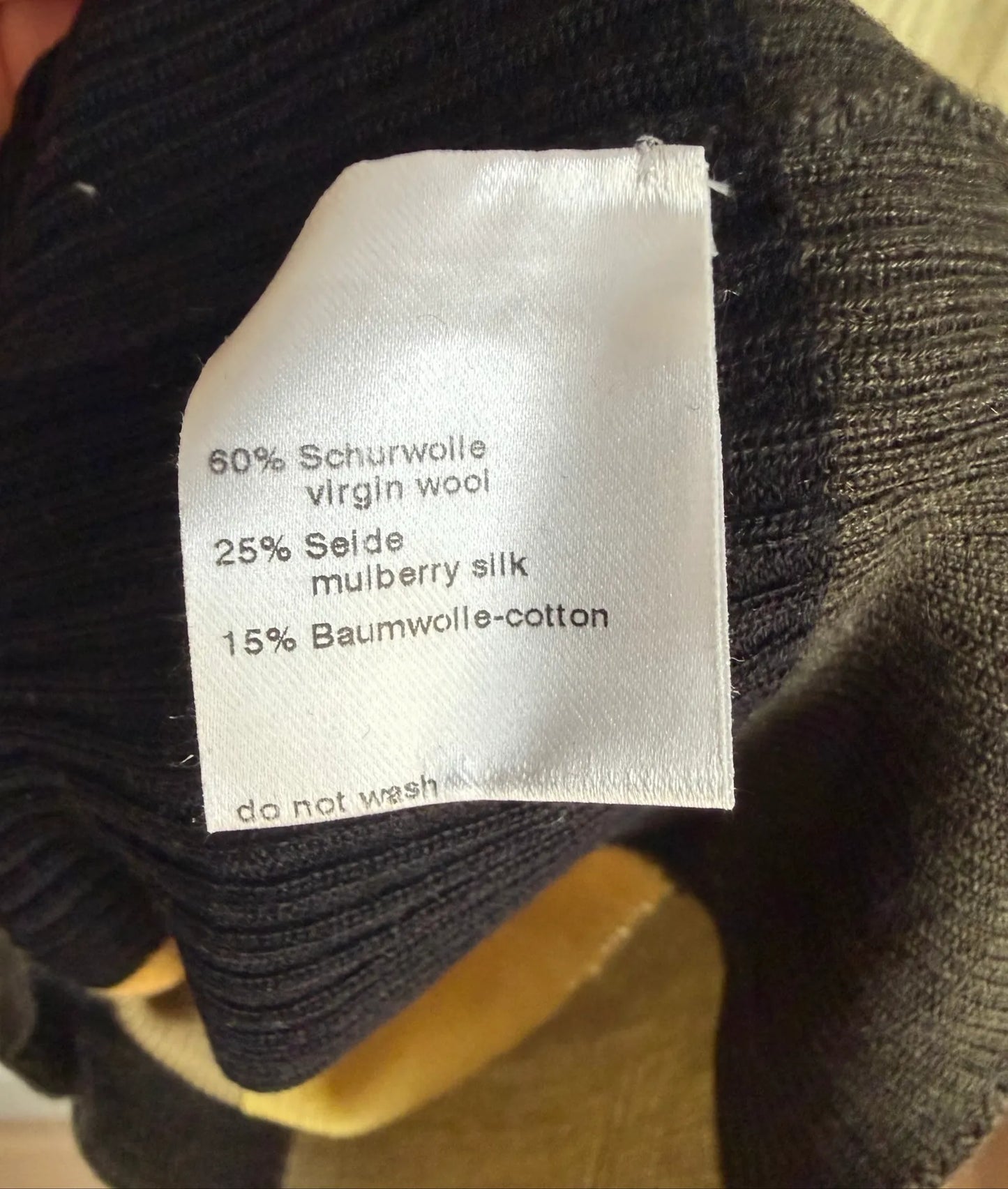 Akris-ulltröja NWOT